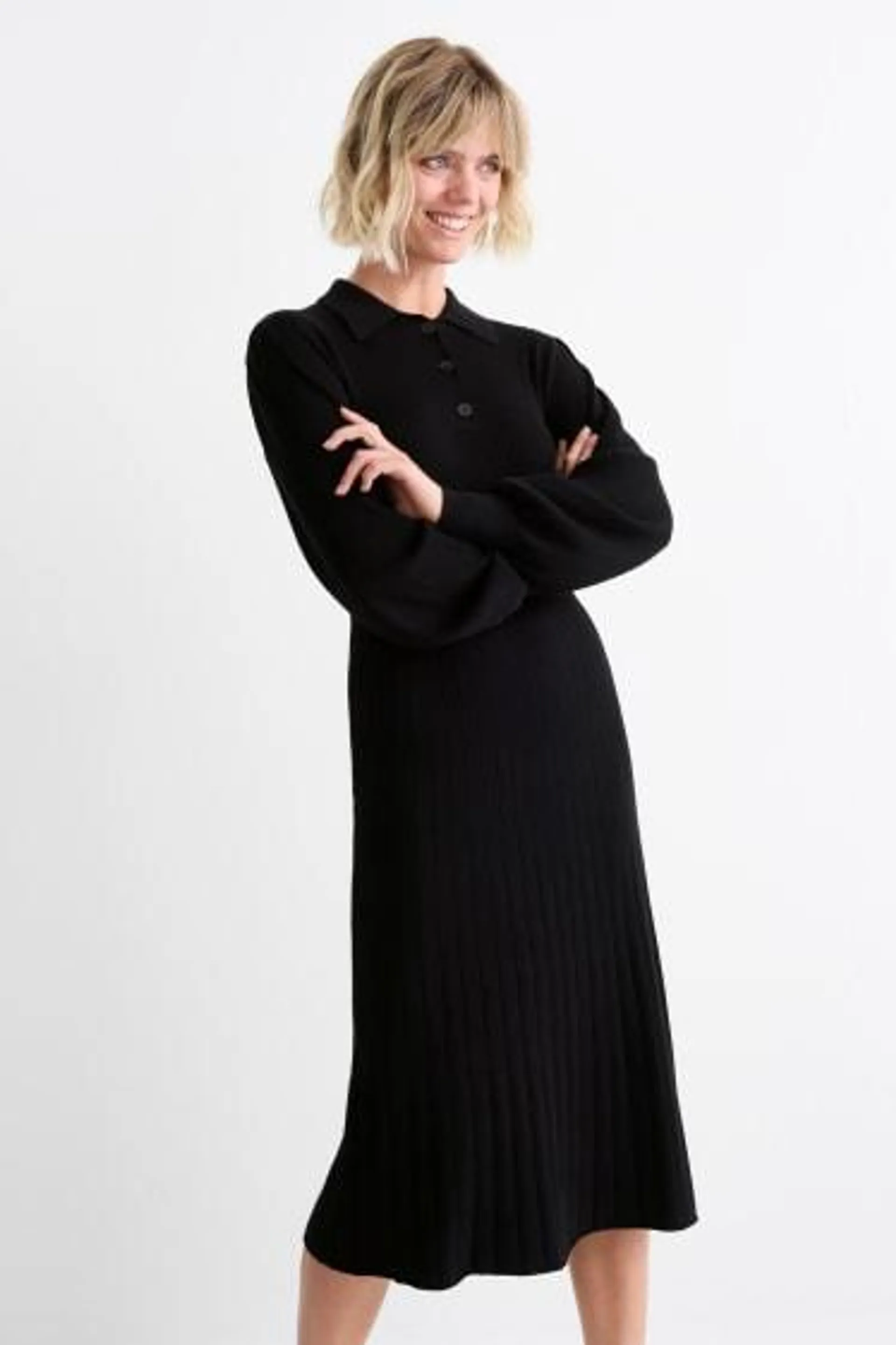 Knitted dress - ribbed