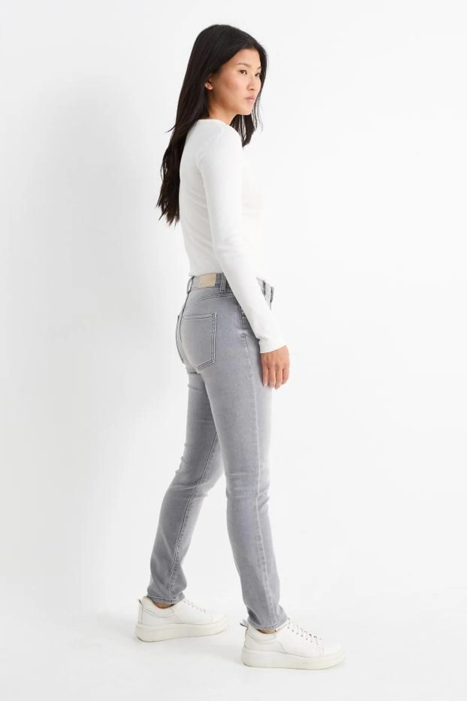 Slim jeans - mid-rise waist - jog denim