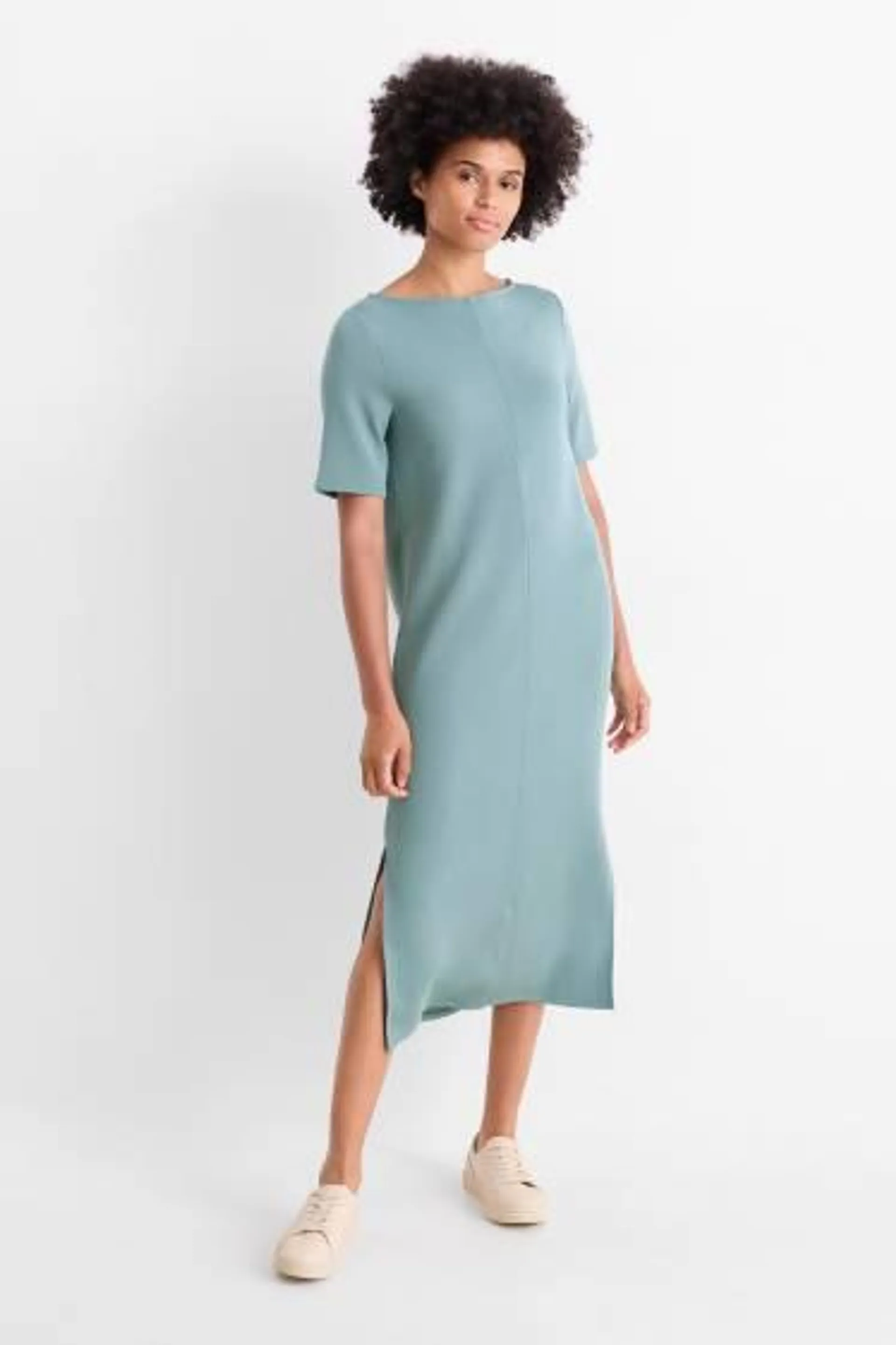 T-shirt dress