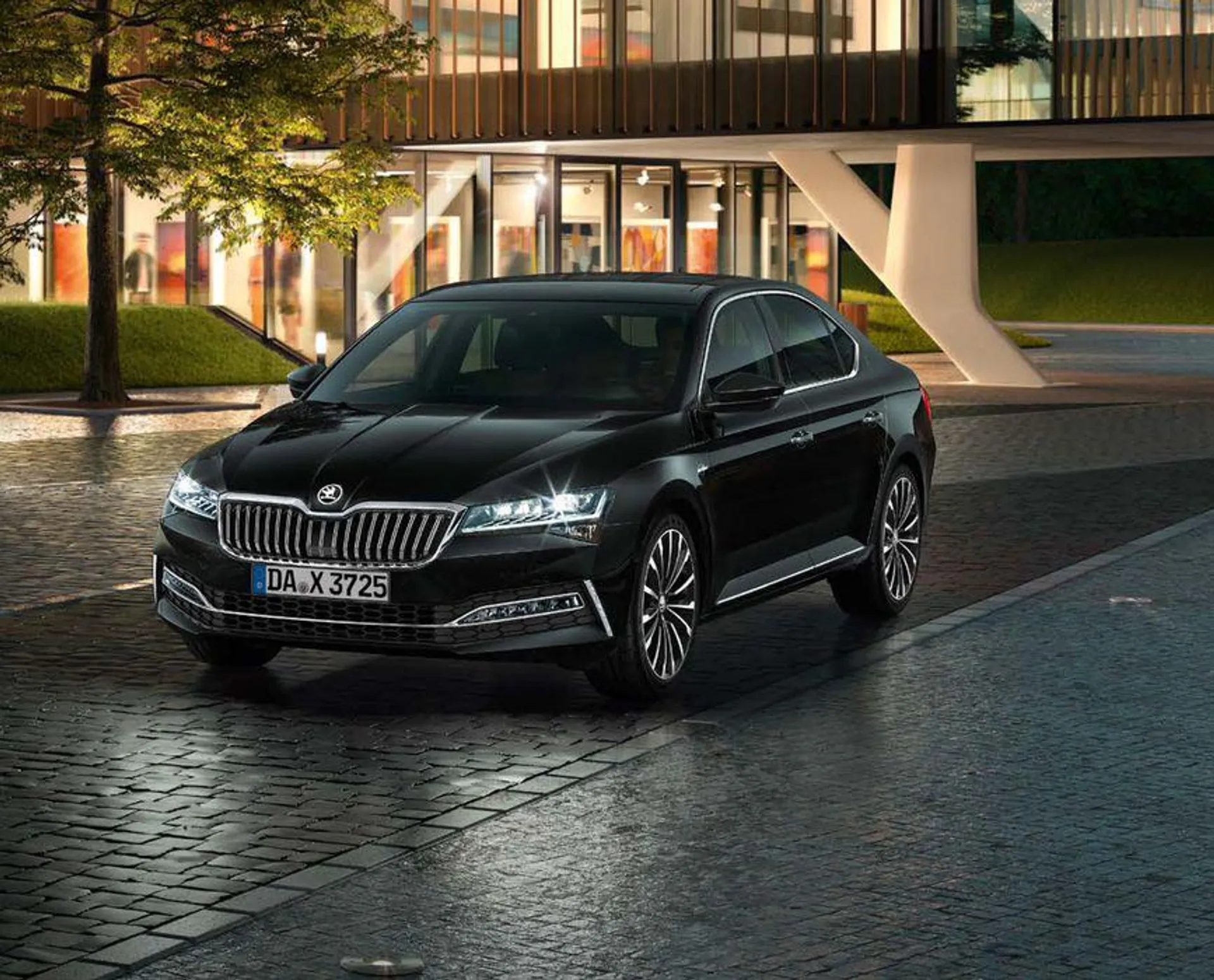 Škoda Superb Broschüre von 27. Oktober bis 27. Oktober 2024 - Prospekt seite 61