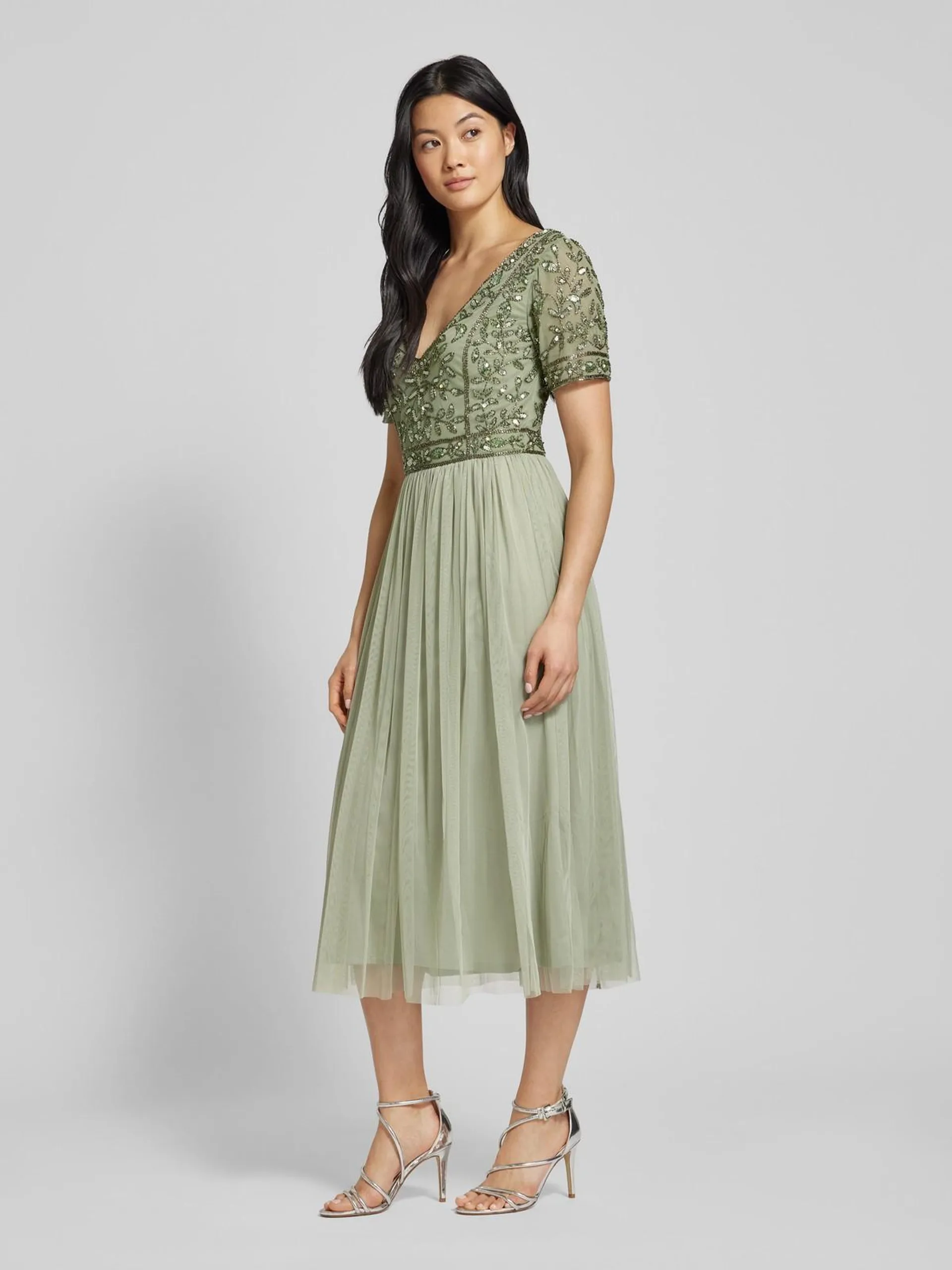 Cocktailkleid mit Pailletten- und Ziersteinbesatz in mint