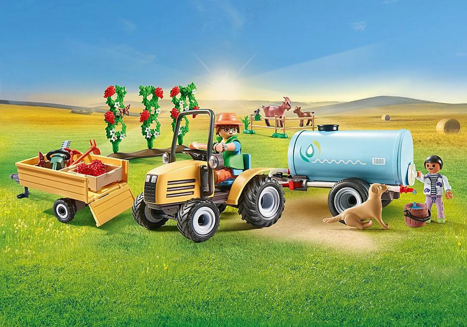 Traktor mit Anhänger und Wassertank