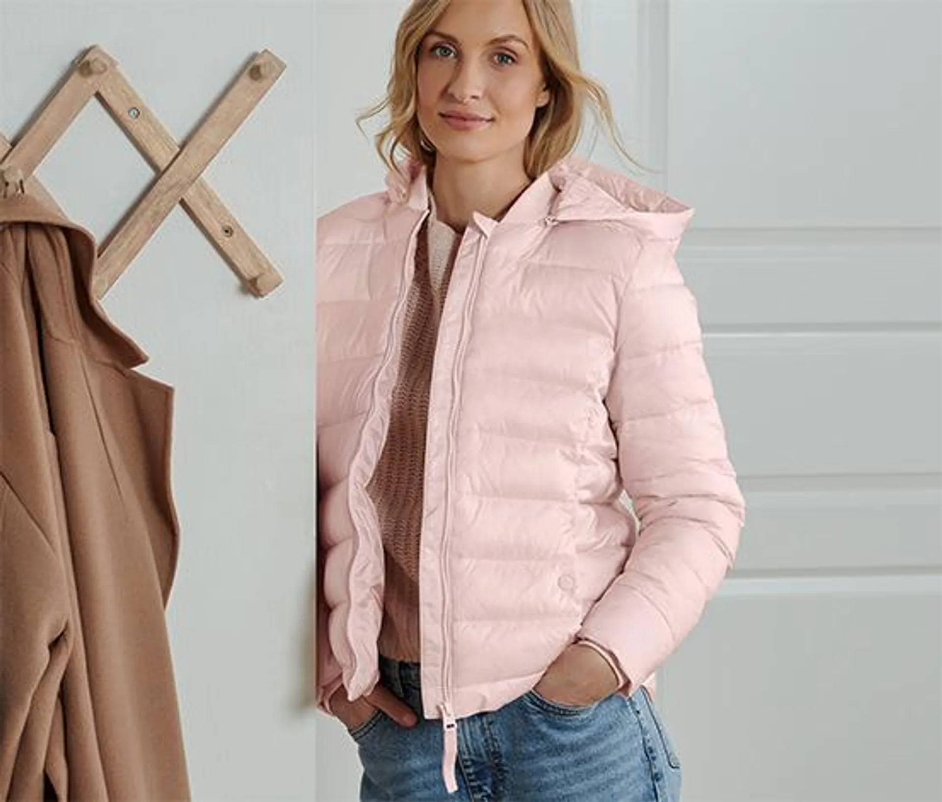 Steppjacke mit Kapuze, rosa