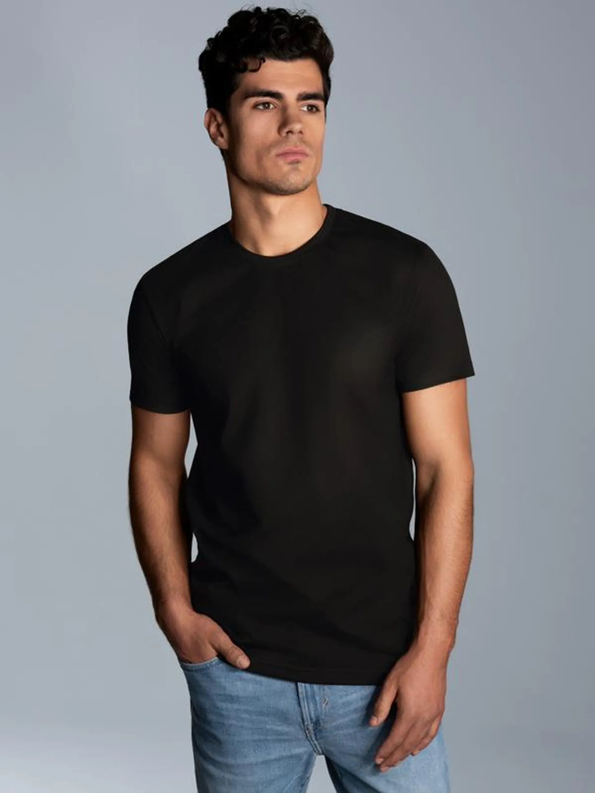 Slim Fit T-Shirt aus DELUXE Baumwolle Schwarz