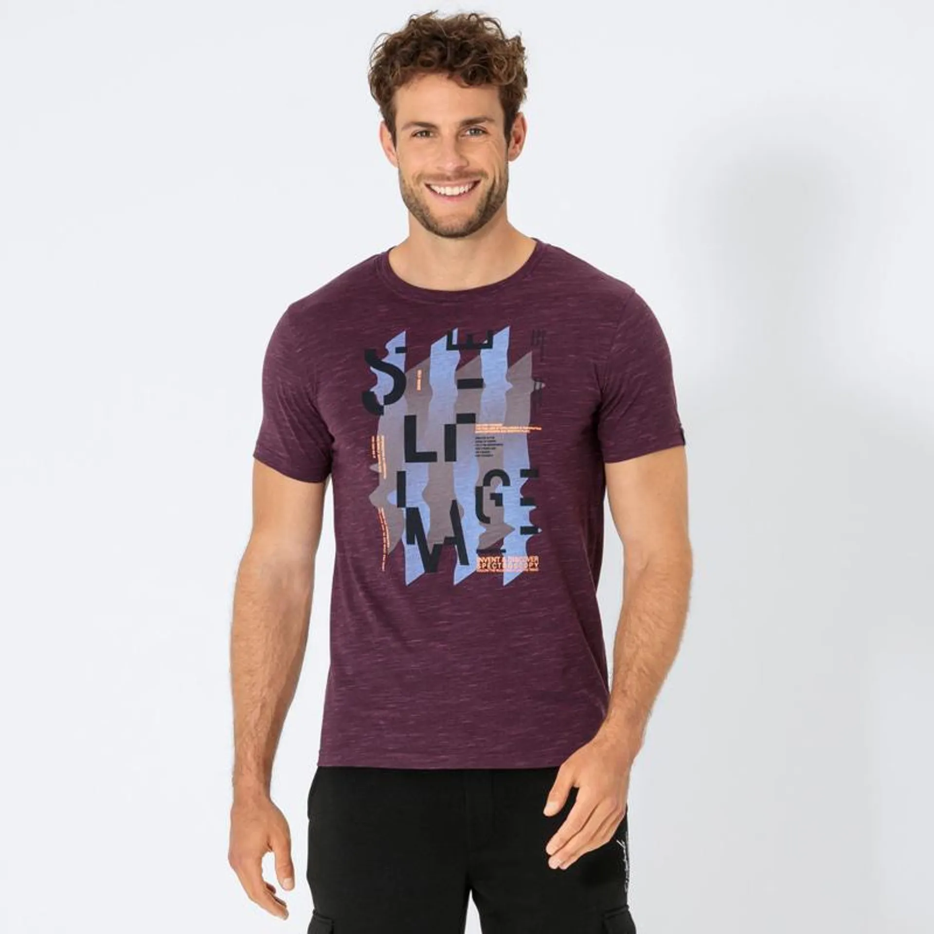 Herren-T-Shirt mit modernem Frontaufdruck