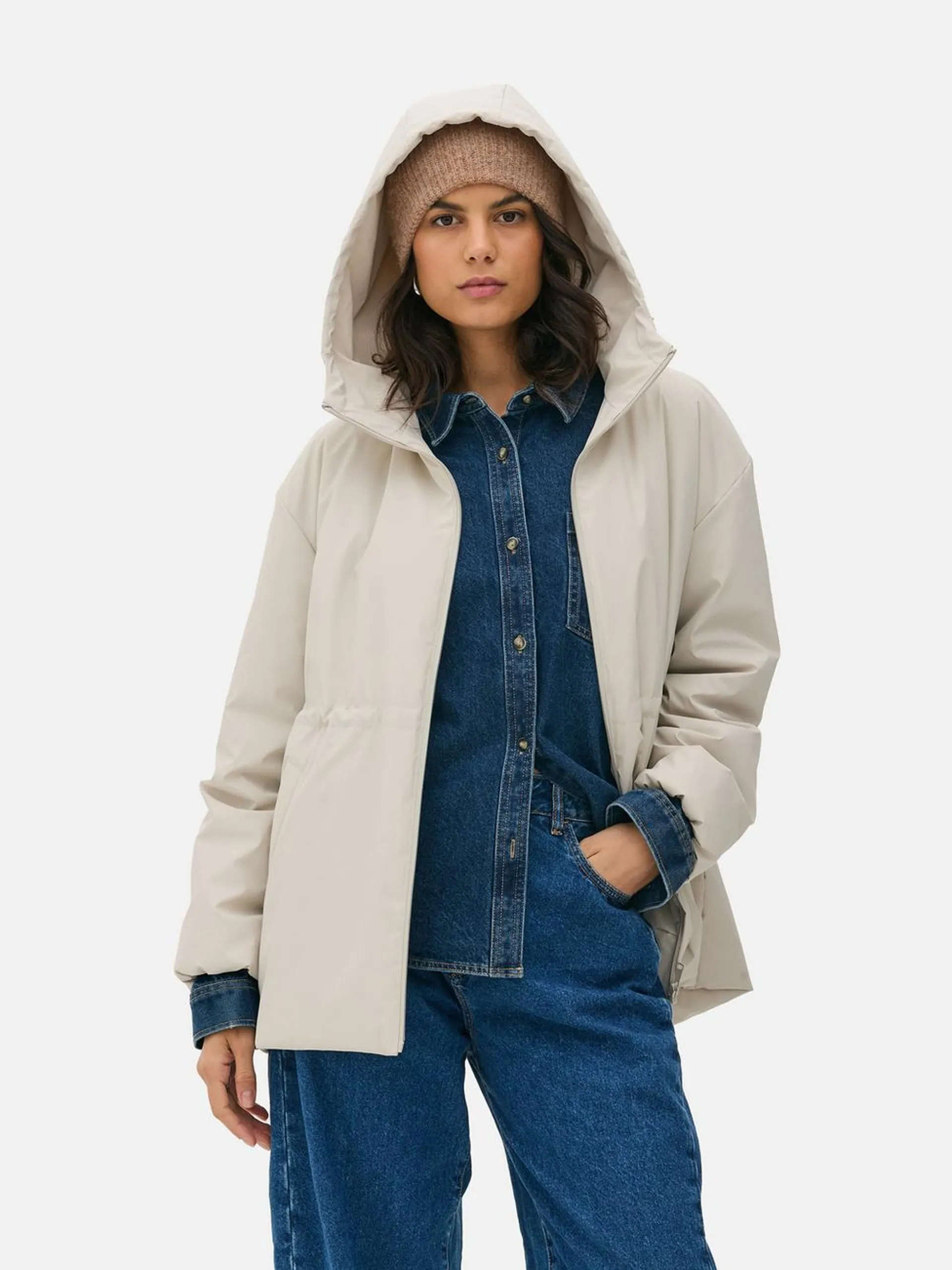 Lange Regenjacke