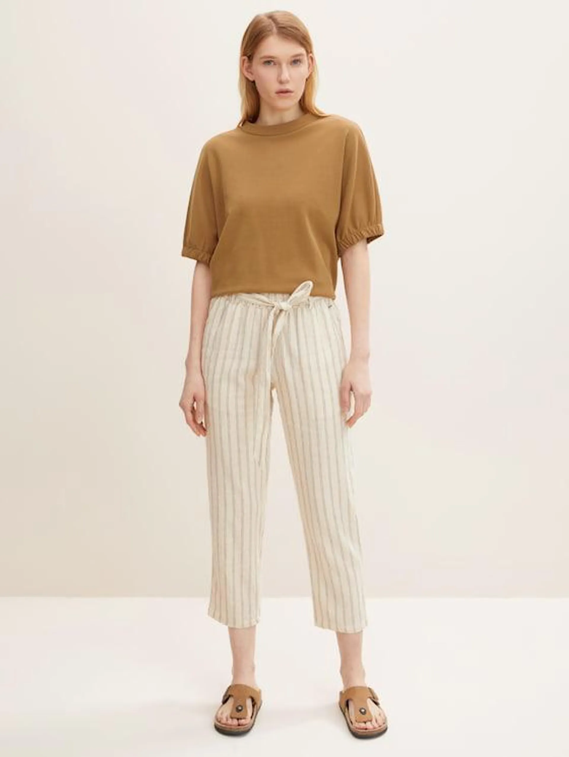 Fabric trousers with linen