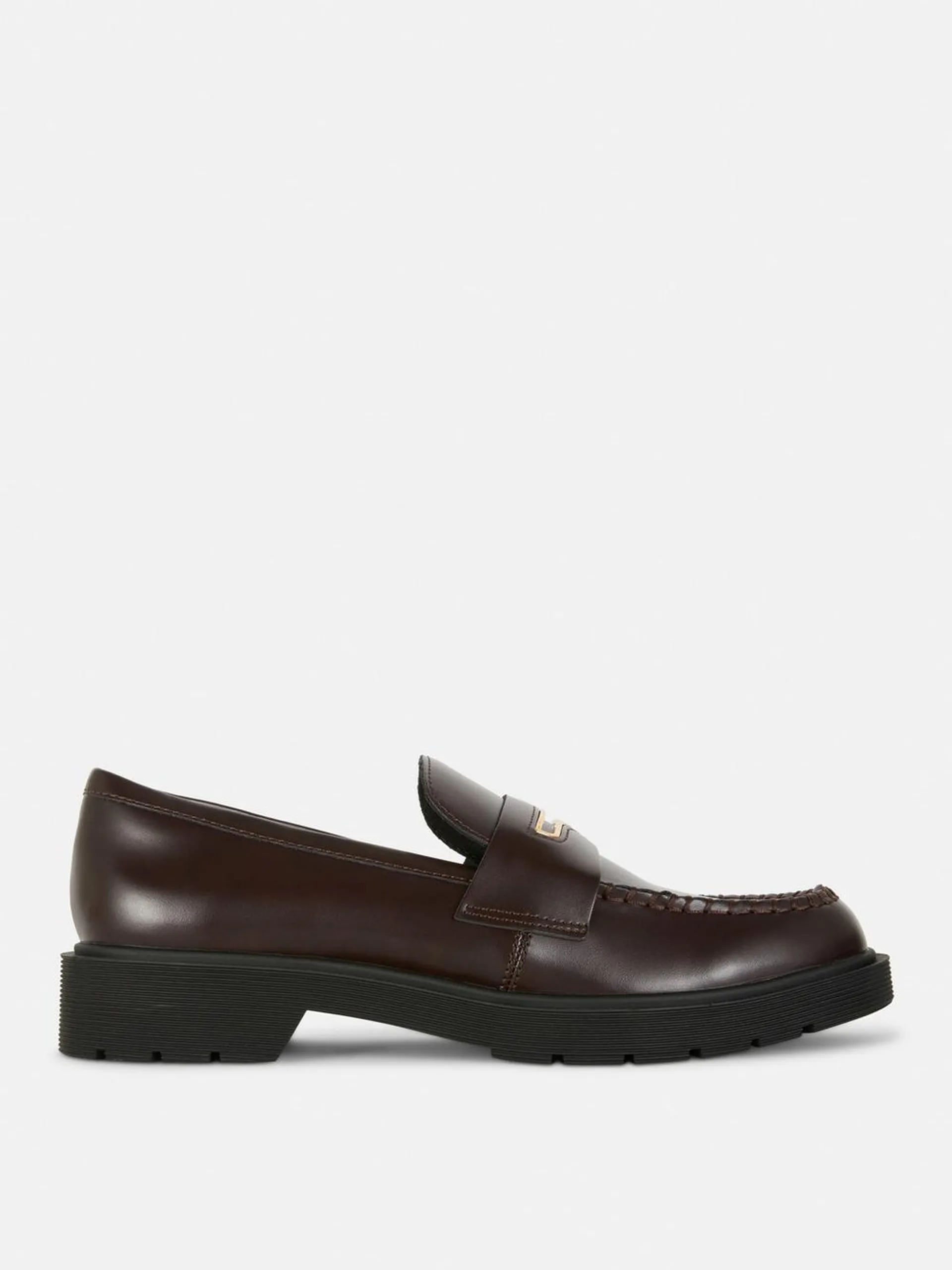 Loafer mit Metallic-Besatz in weiter Passform