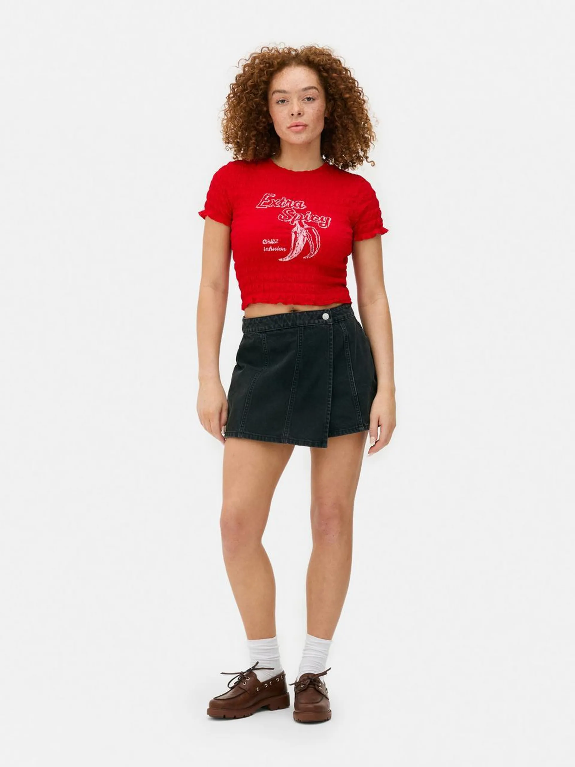 Gesmoktes Baby Tee mit Grafik