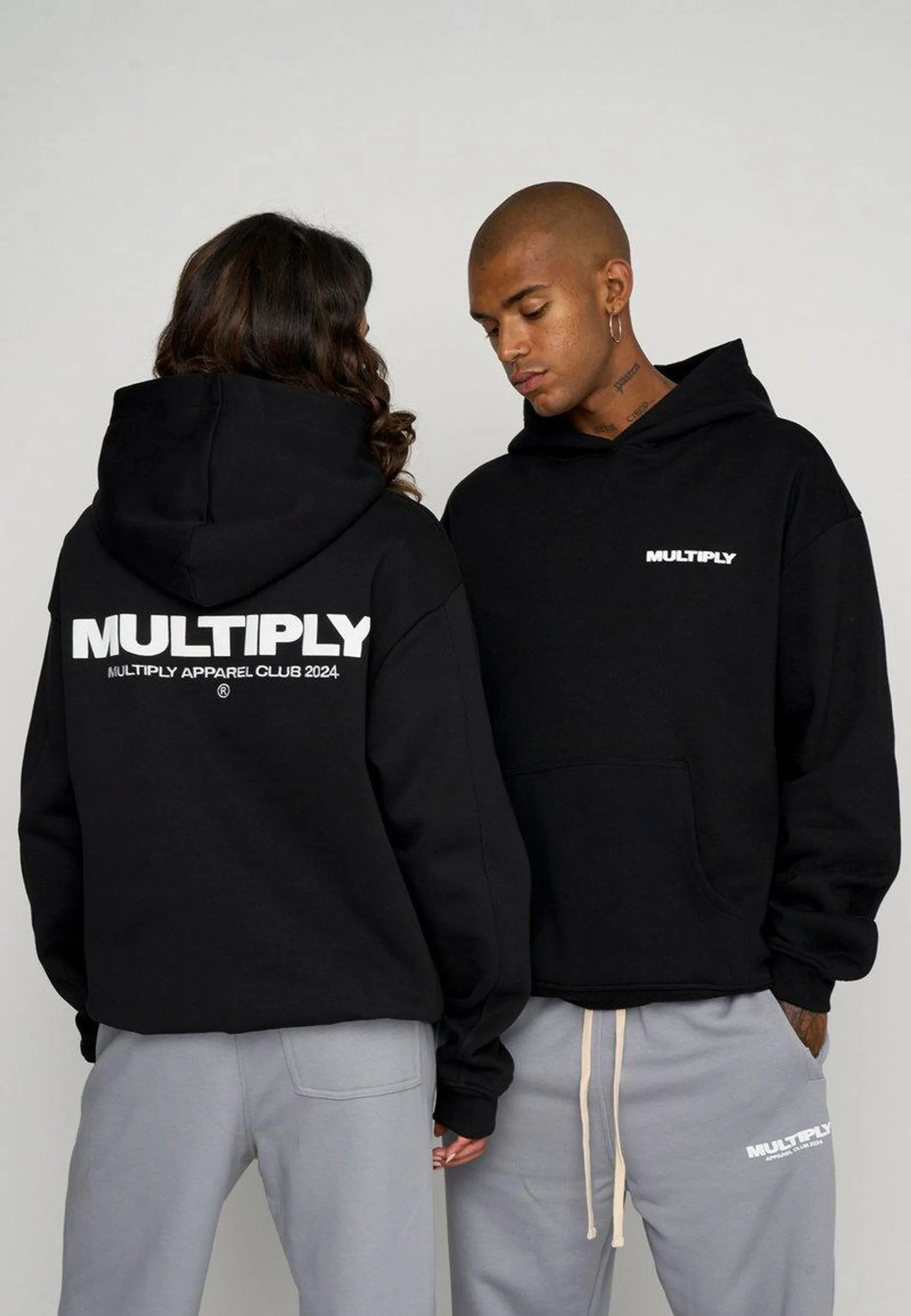 MULTIPLY - Hoodie - black