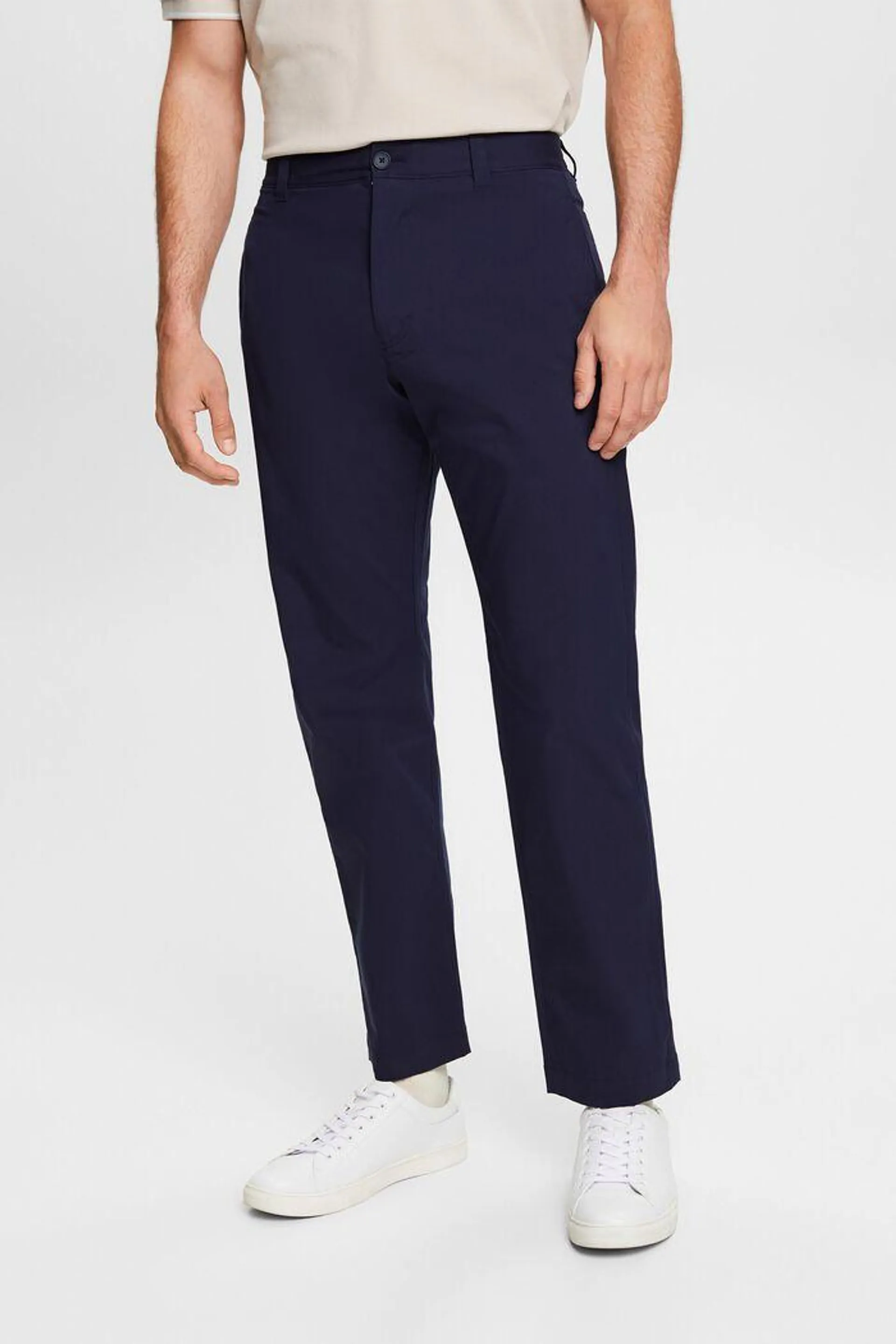 Gerade geschnittene Chinohose aus Stretch-Twill