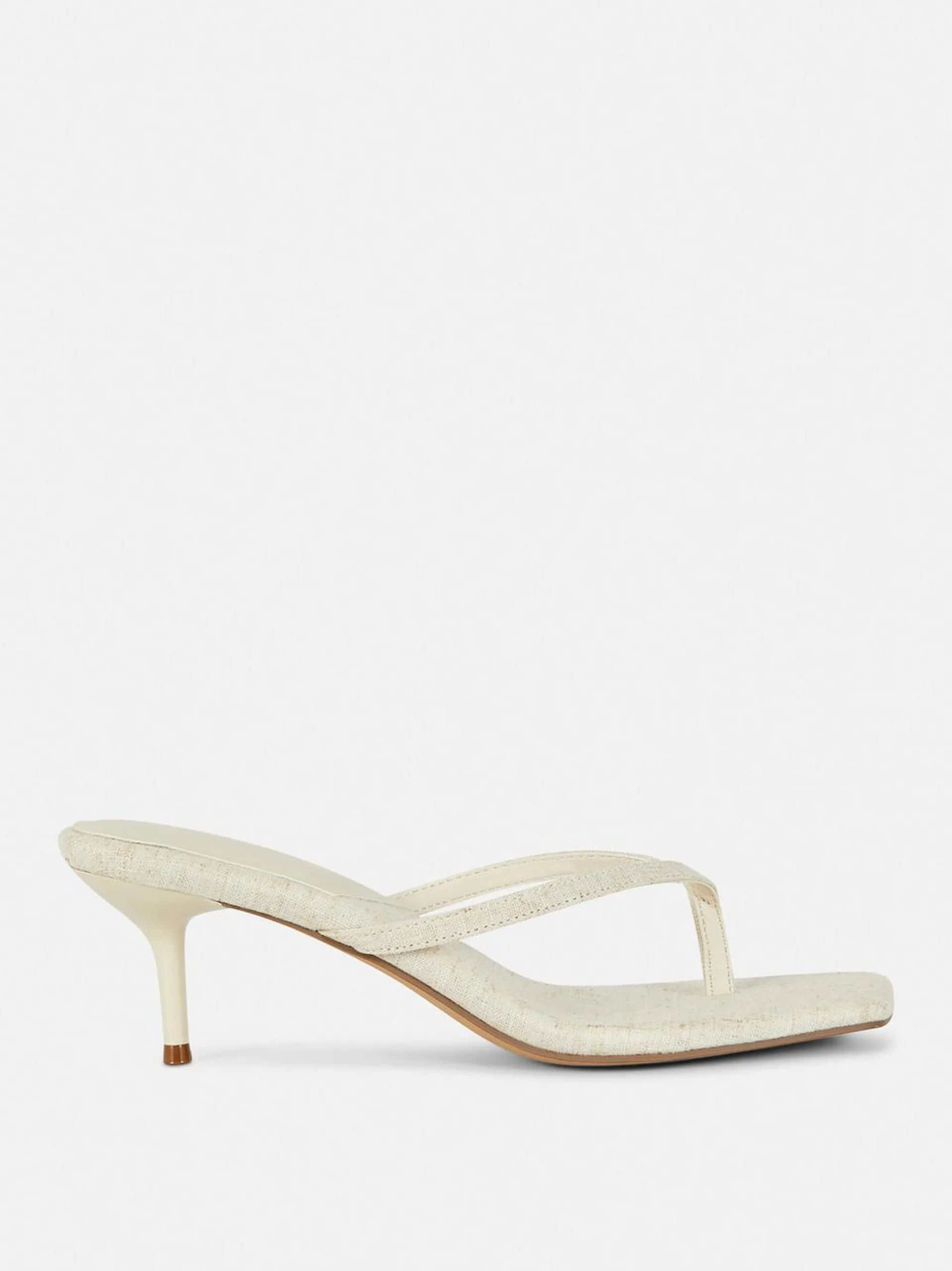 Sandaletten aus Leinen mit Kitten-Heel