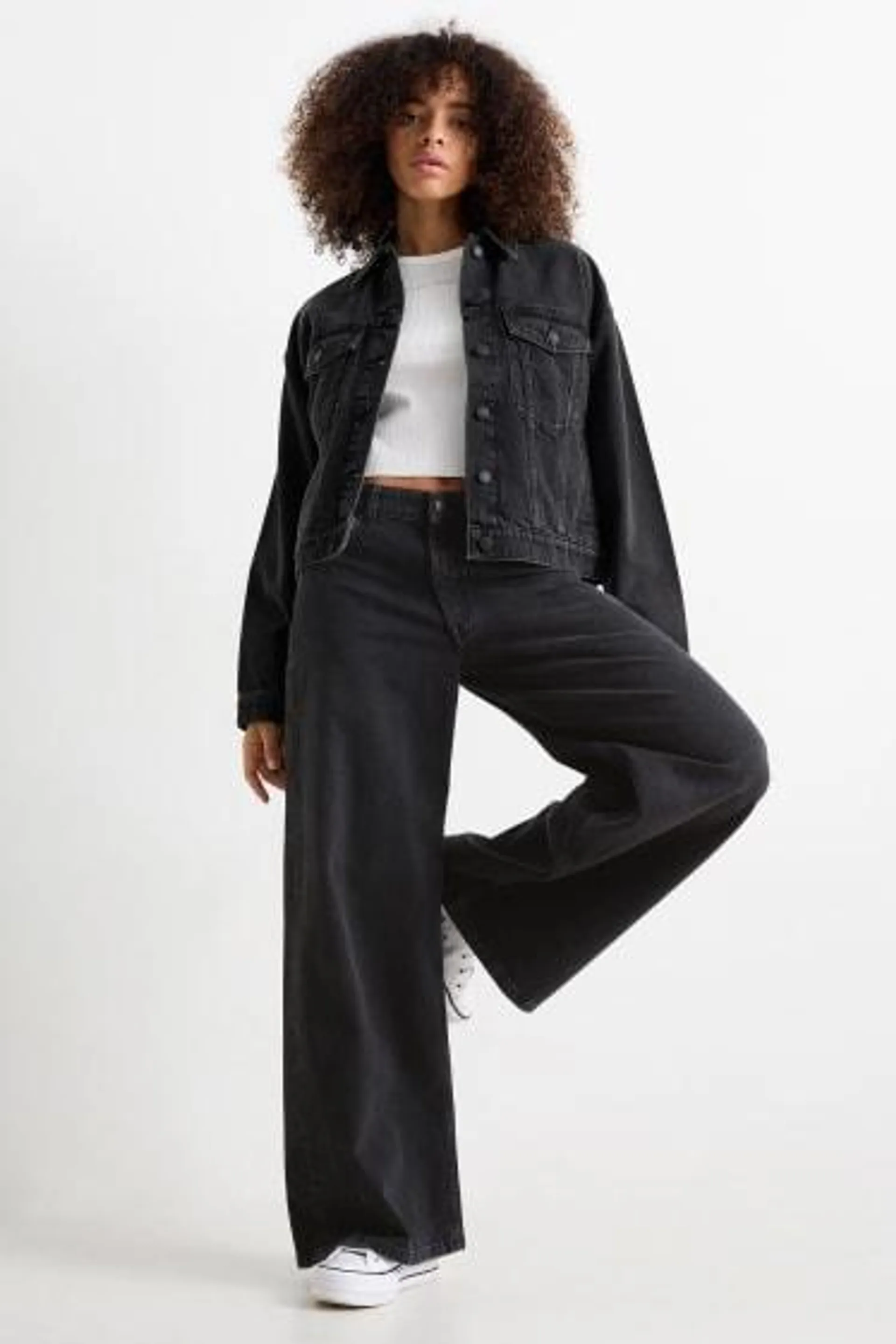 Wide leg jeans - low-rise waist