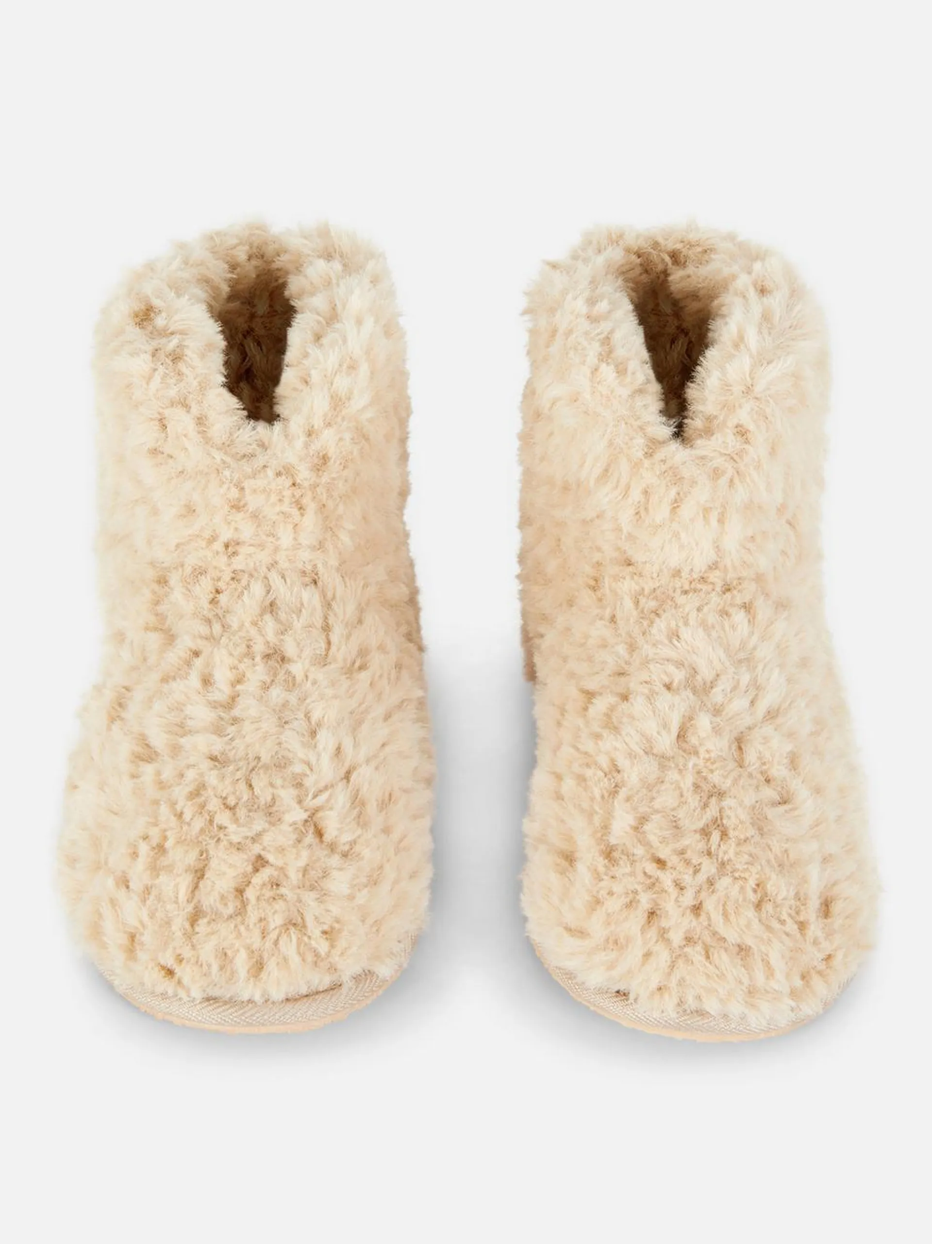 Flauschige Mini-Hausstiefel