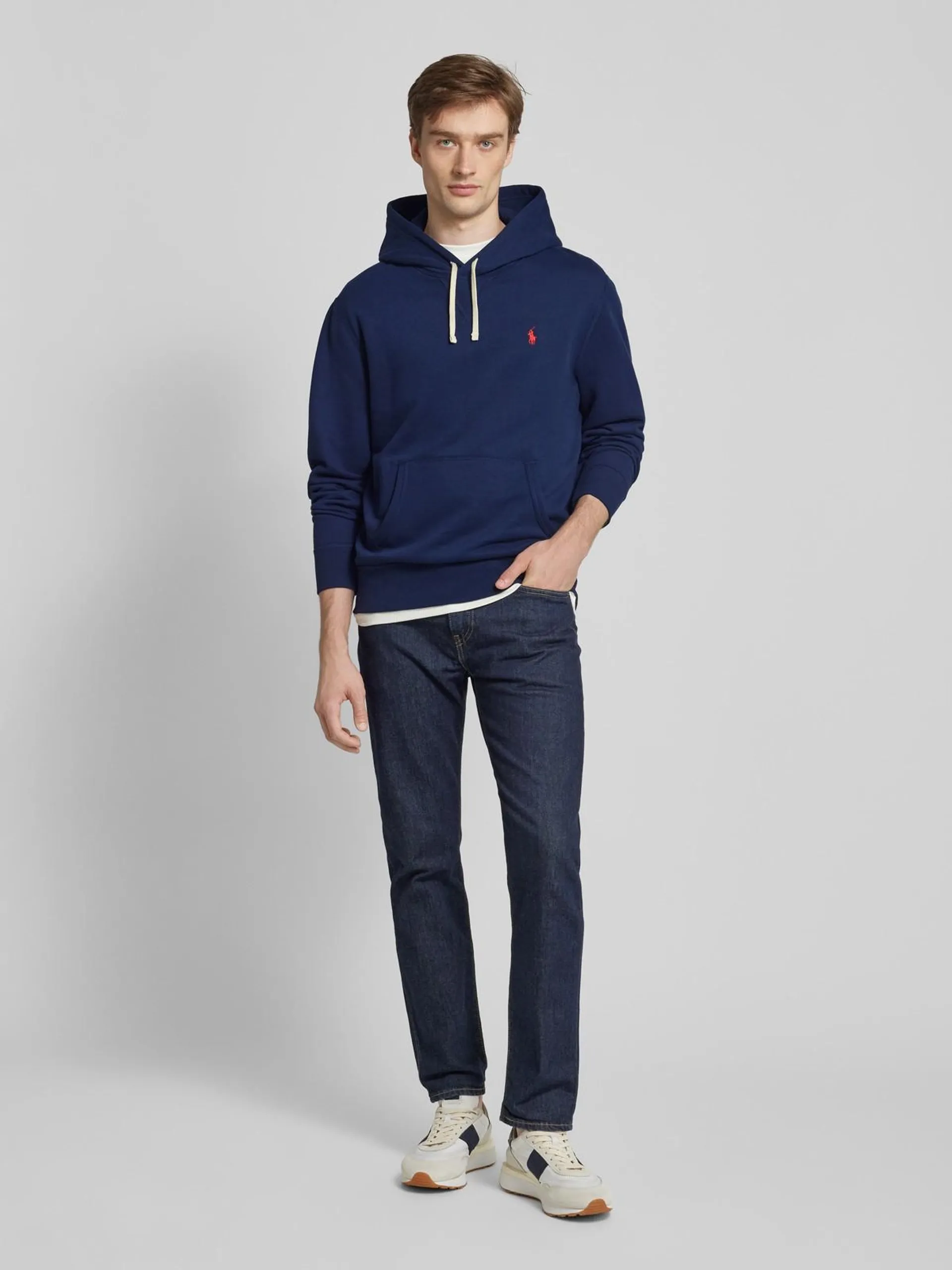 Hoodie mit Label-Stitching in marine