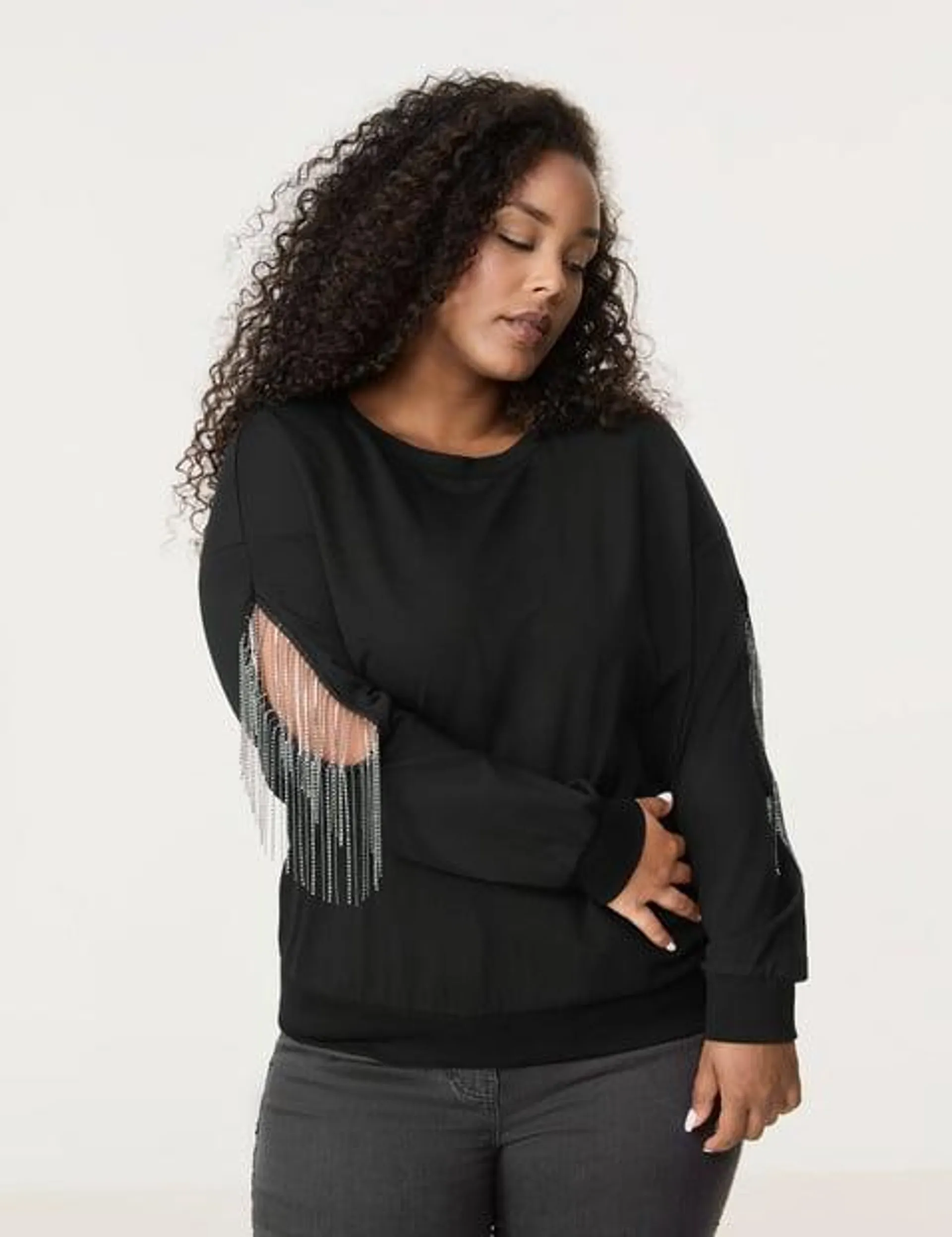 Pullover mit Strassbändern am Arm