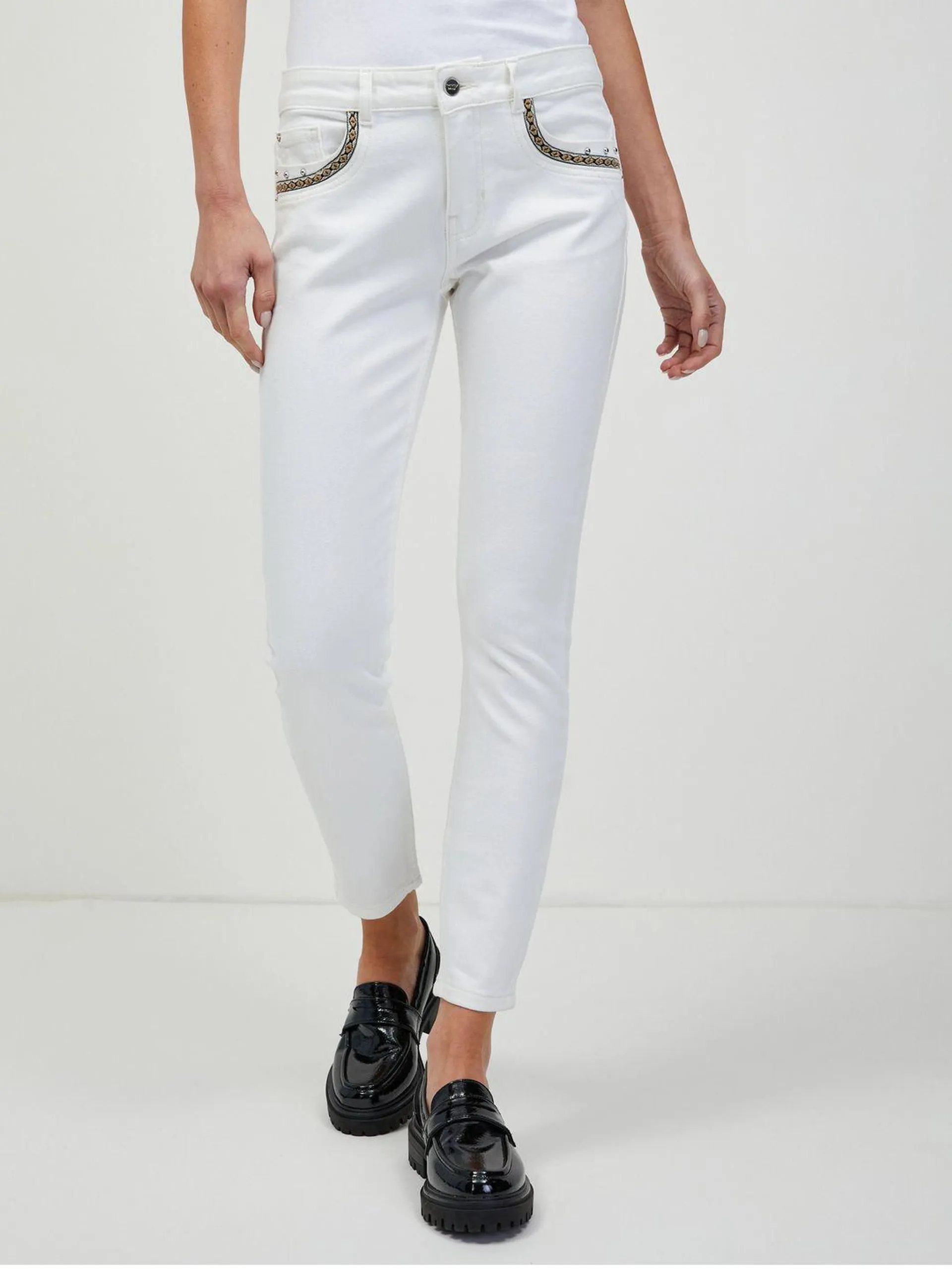 Weiße verkürzte Jeans im Skinny Fit ORSAY
