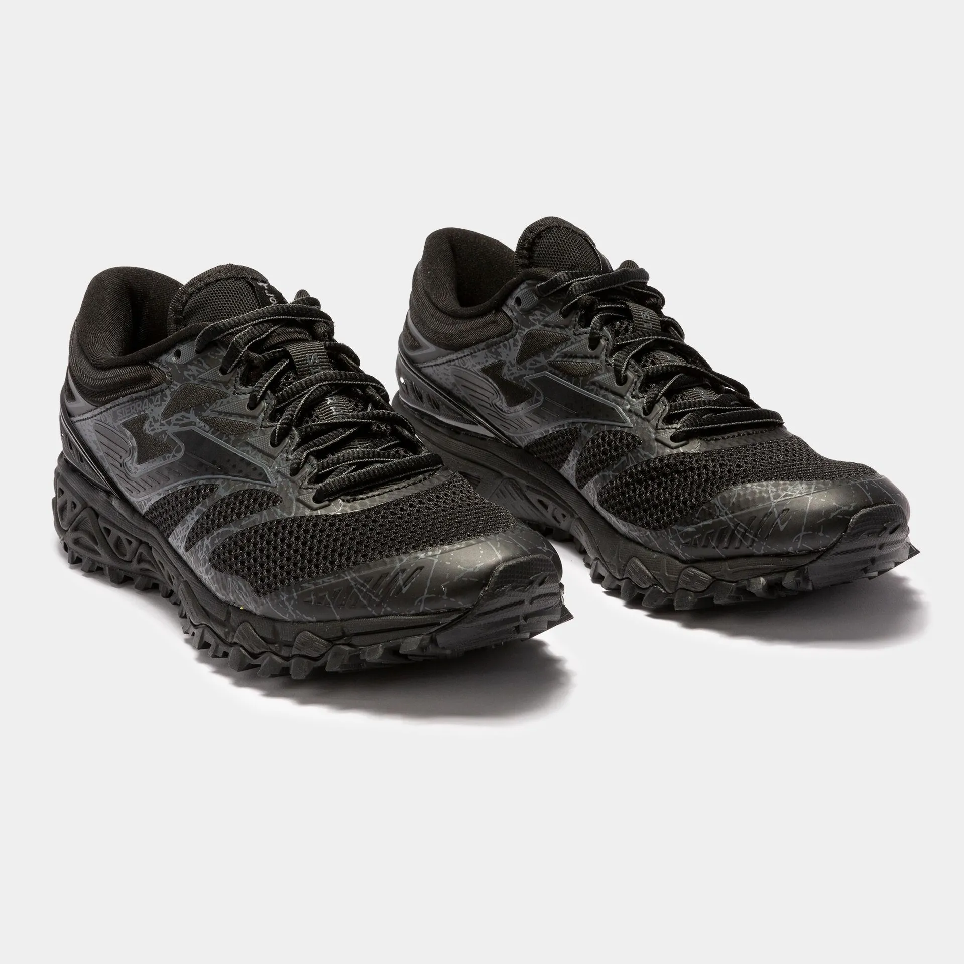 Zapatillas trail Sierra 20 hombre negro