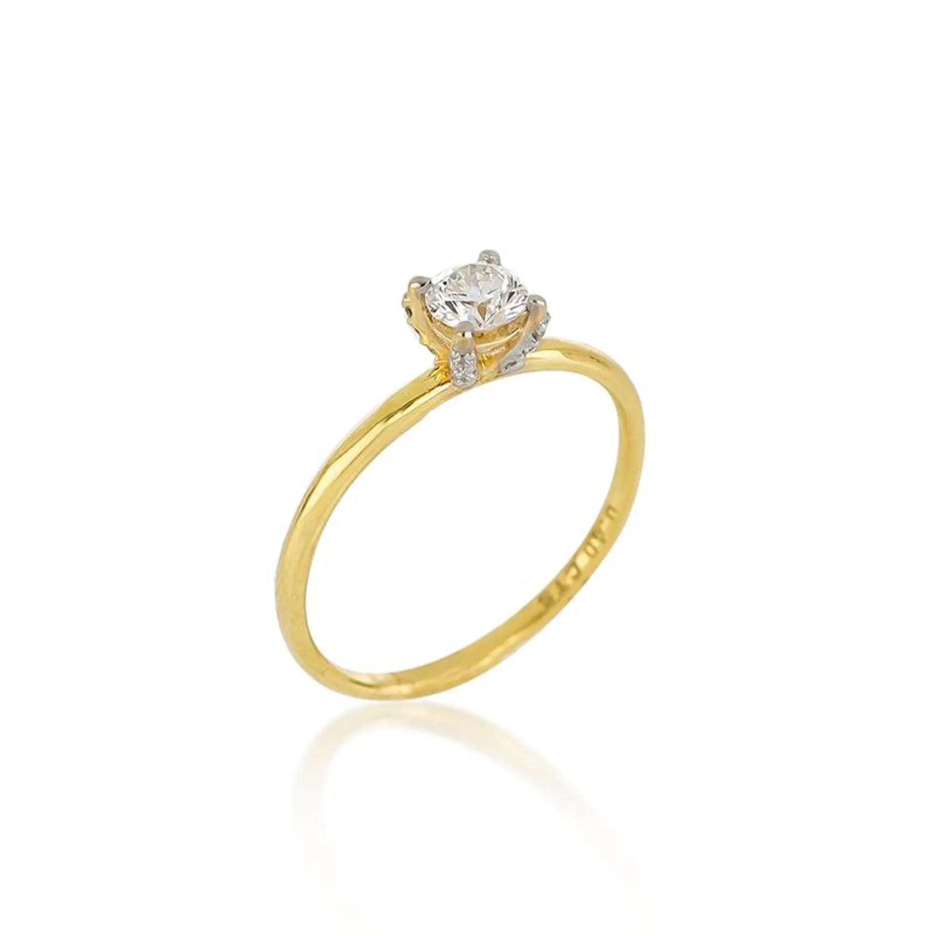 ANILLO SOLITARIO ORO AMARILLO CON DIAMANTES