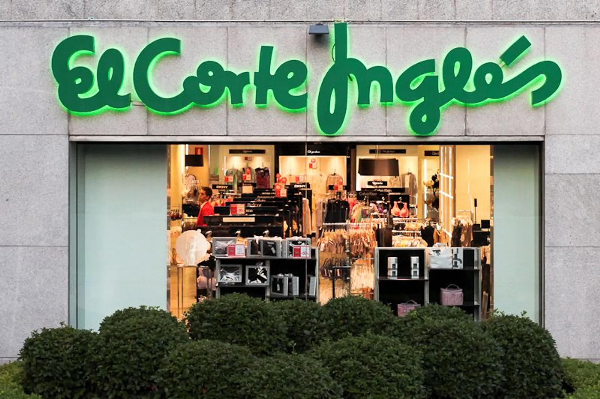 Las mejores estrategias para ahorrar en El Corte Inglés con sus folletos
