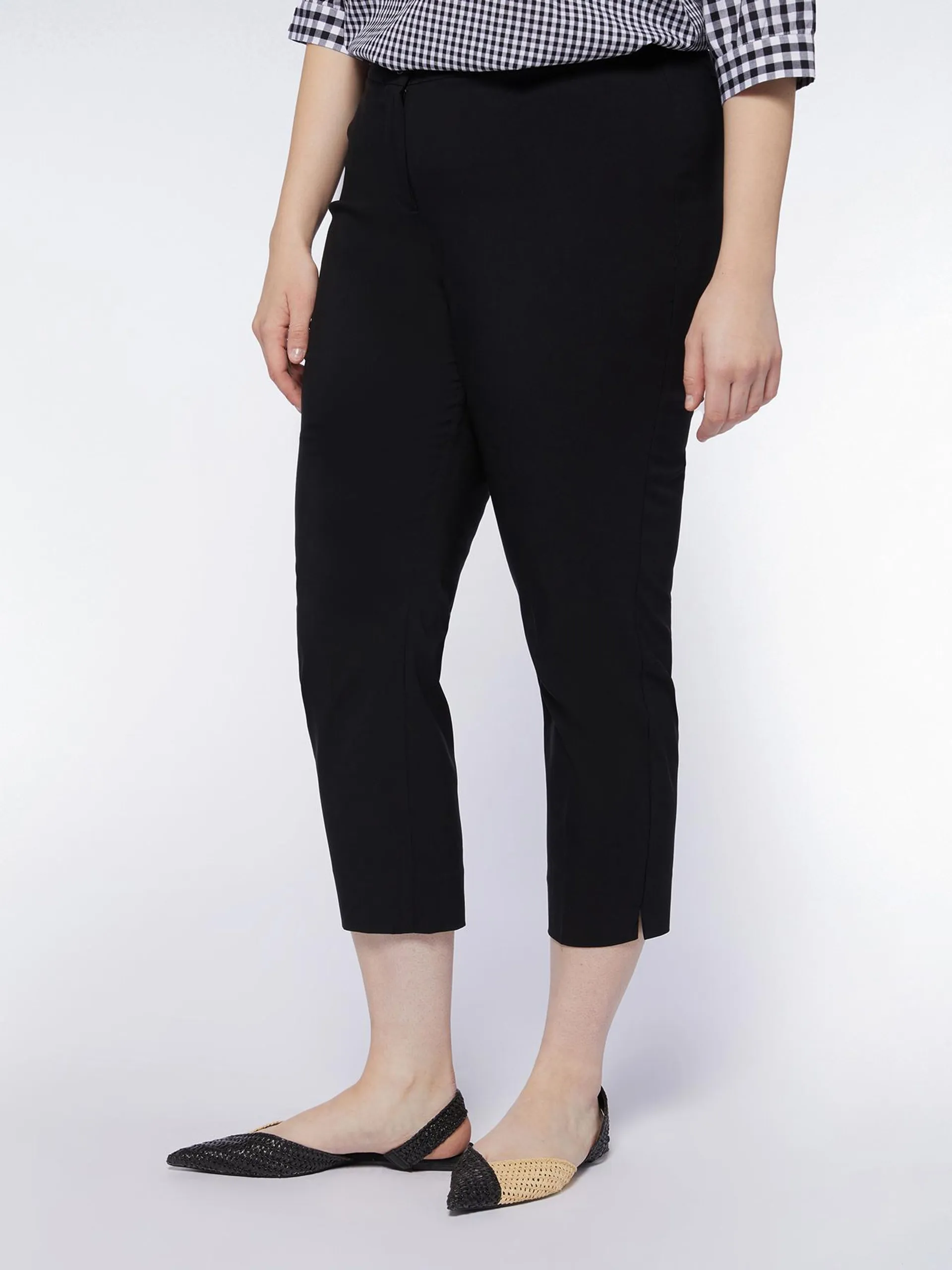 Pantalones capri negros