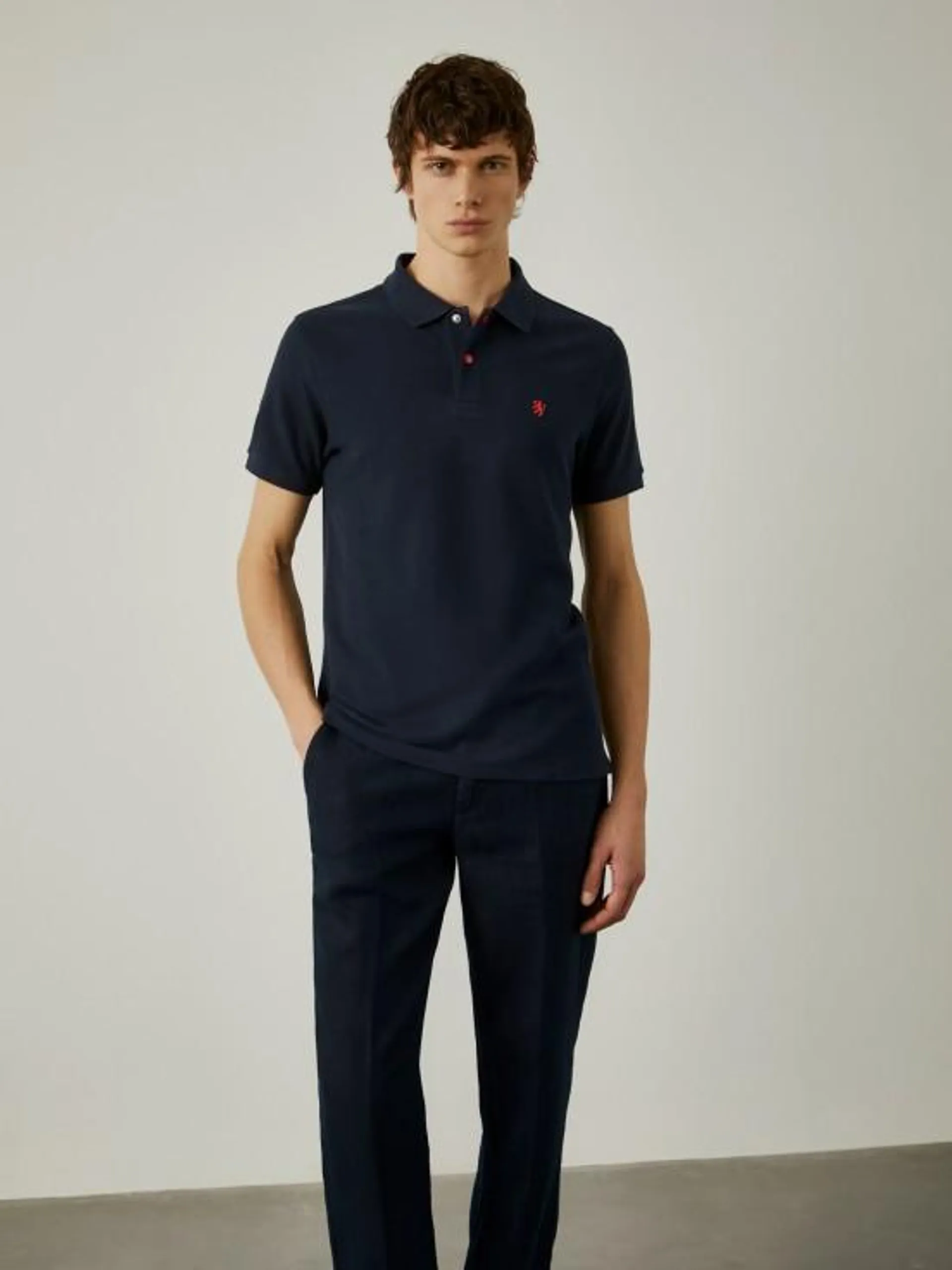 Polo piqué 100% algodón corte slim