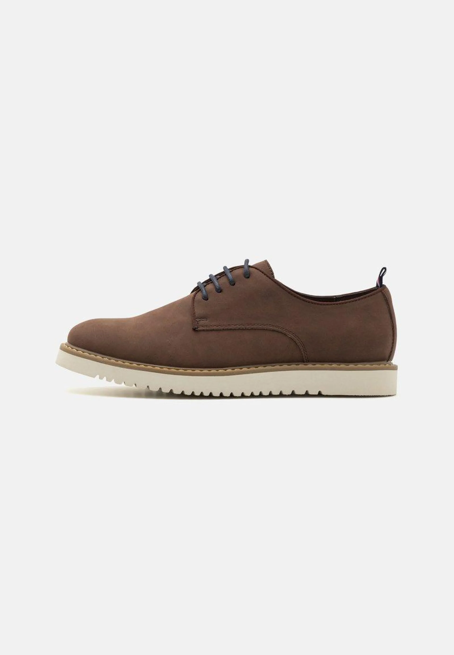 Zapatos con cordones - brown