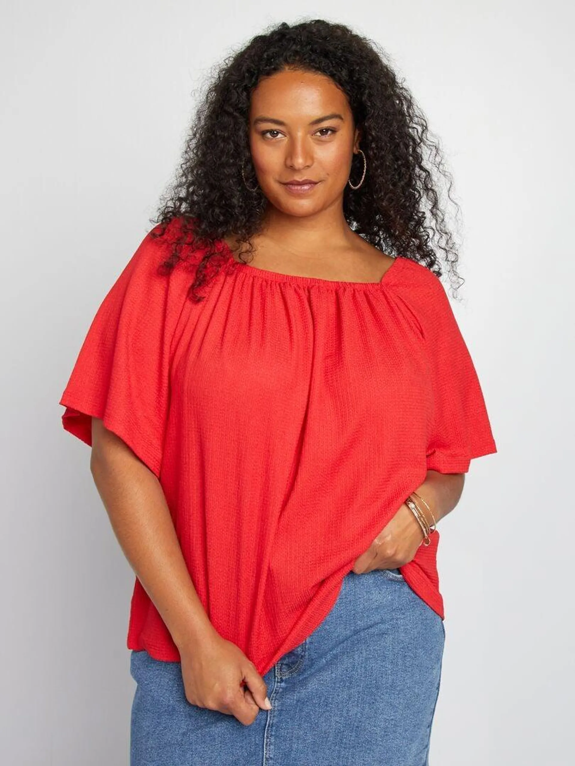 Blusa vaporosa con cuello elástico - ROJO