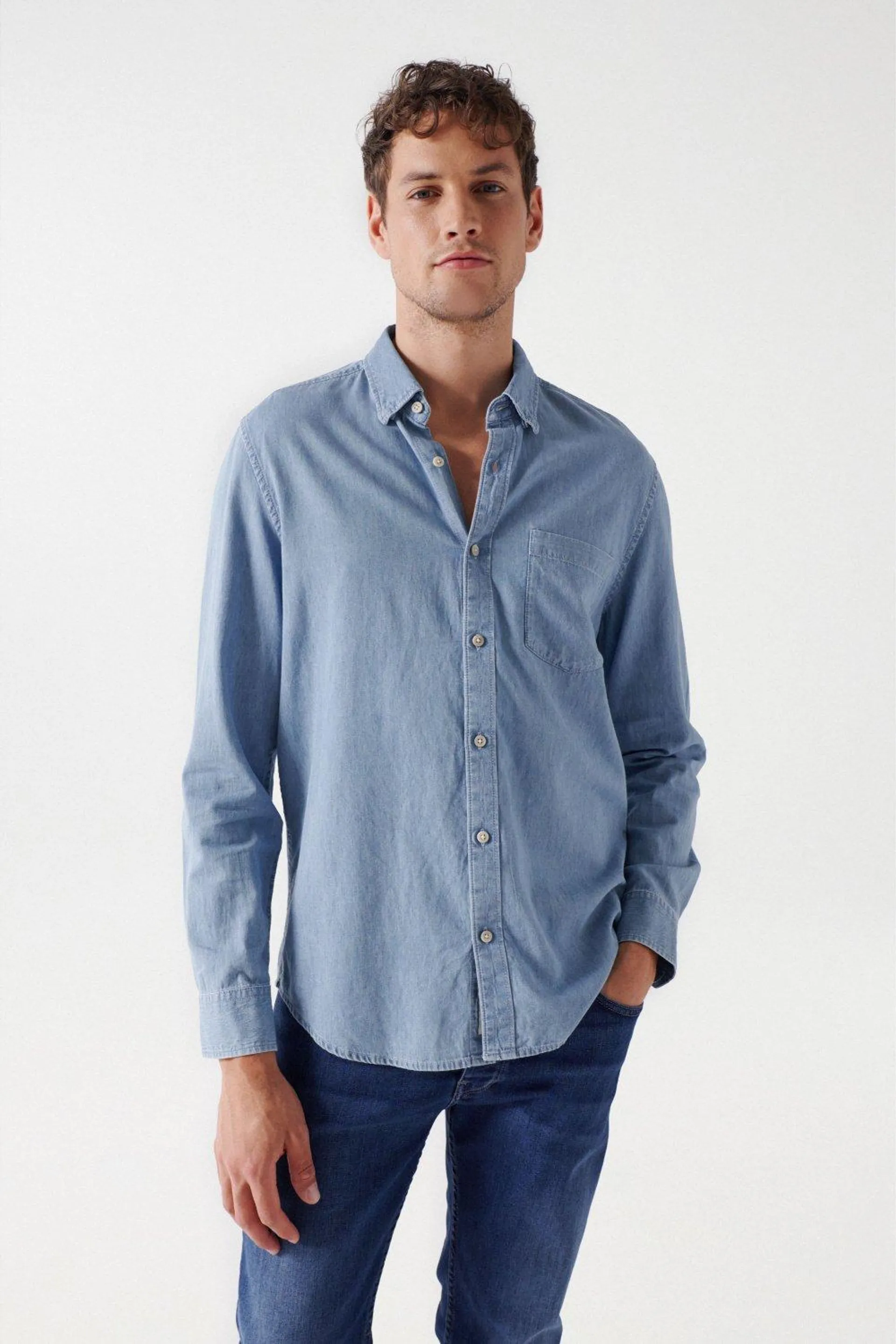 Camisa denim corte regular