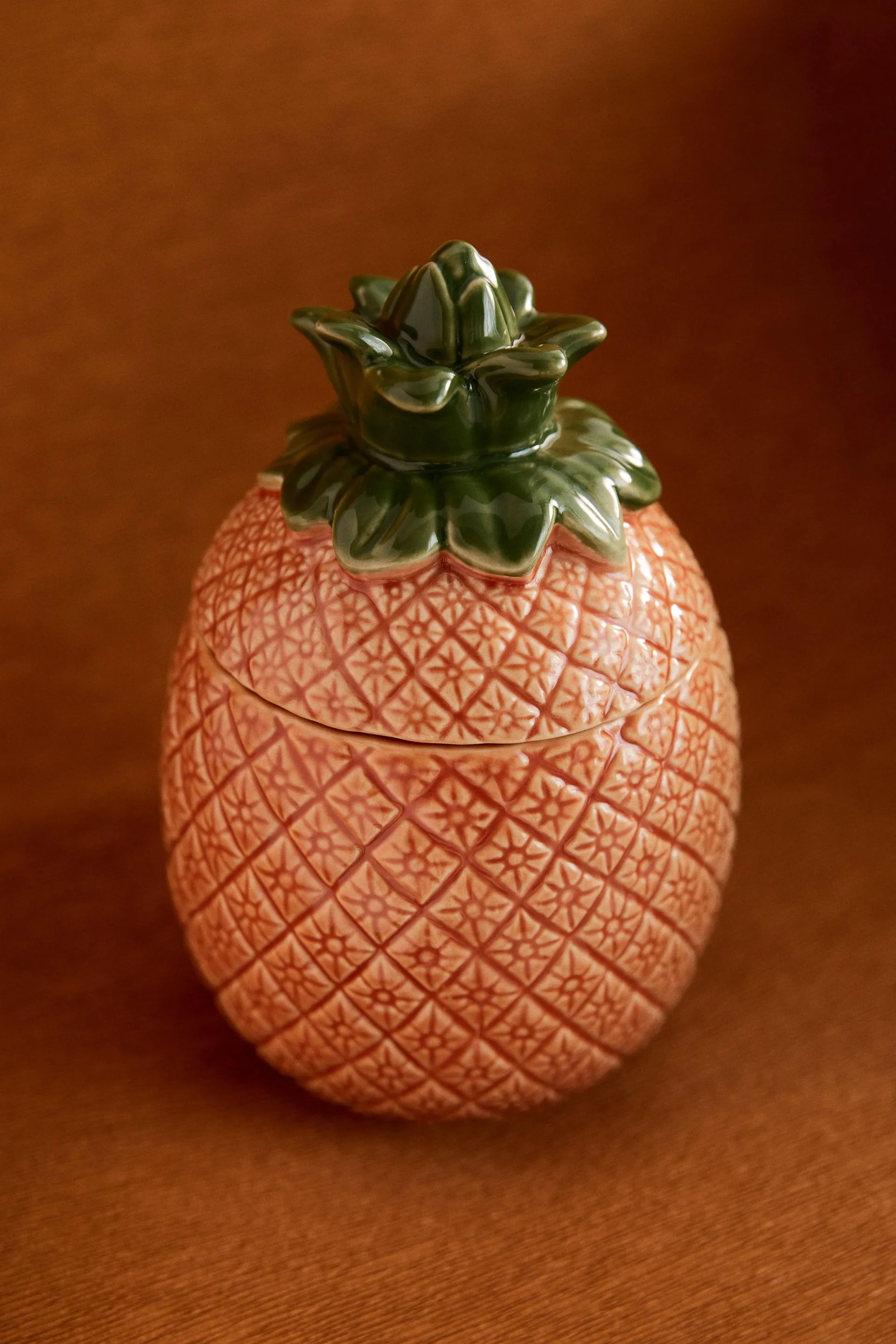 Bote de gres con diseño
