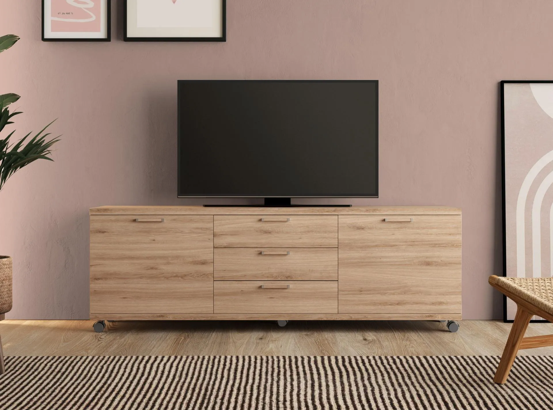 Mueble de TV con ruedas, dos puertas y tres cajones