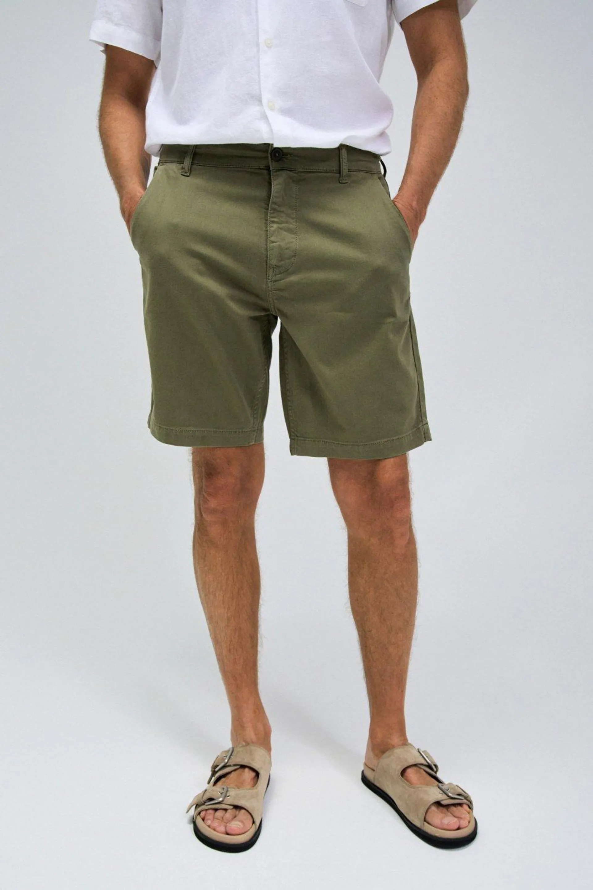 PANTALONES CHINO