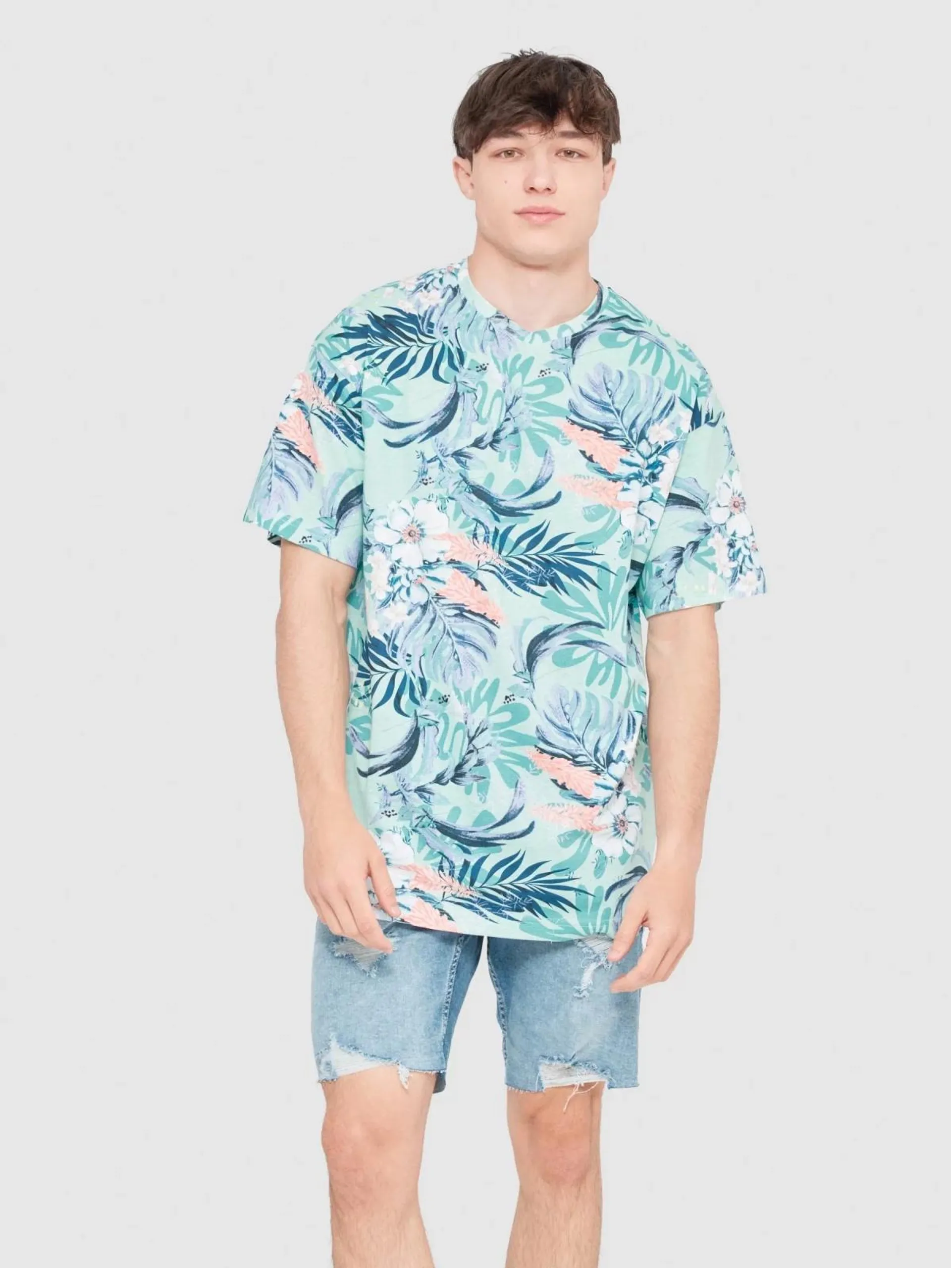 Camiseta oversize hawaiana