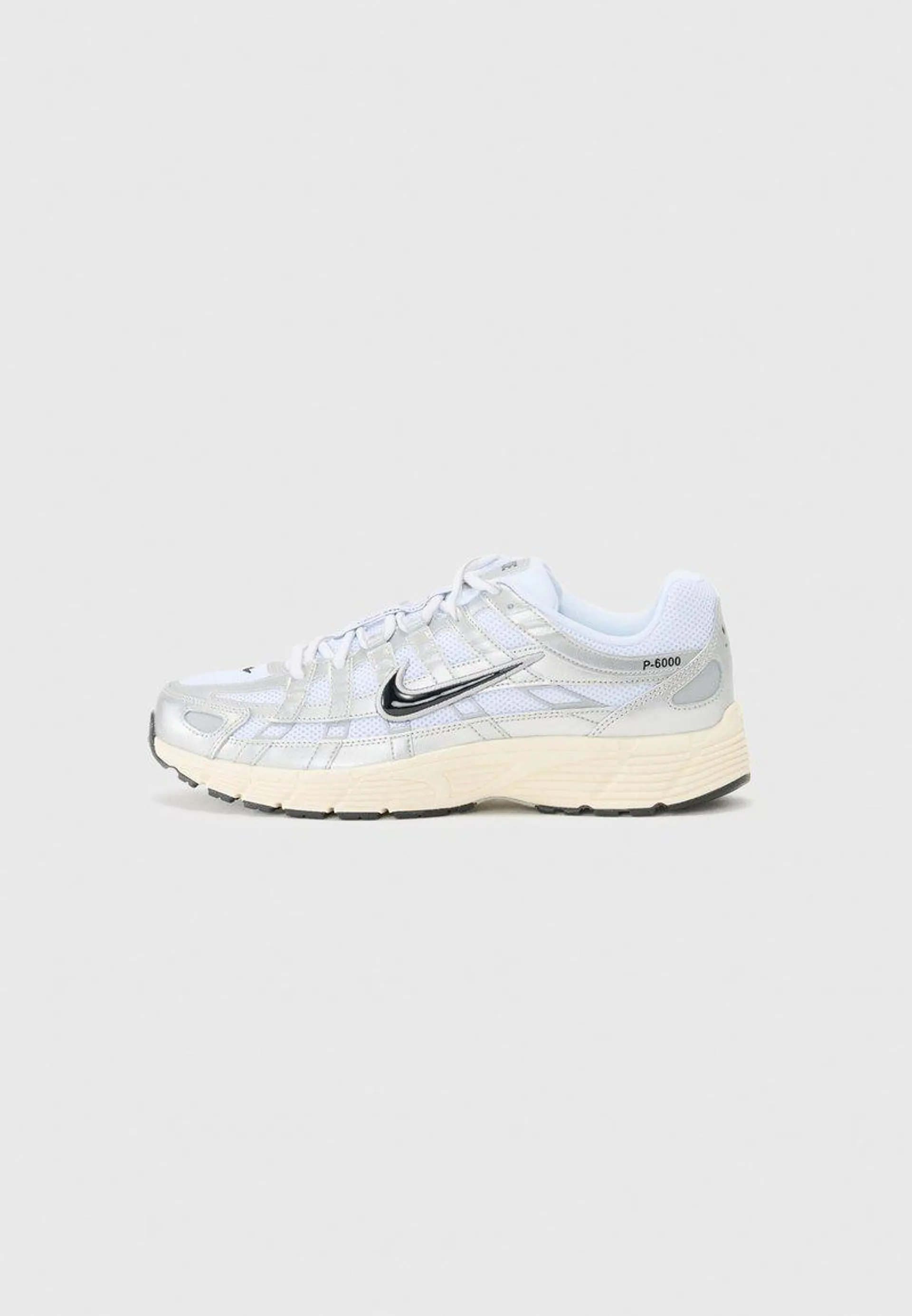P 6000 - Zapatillas