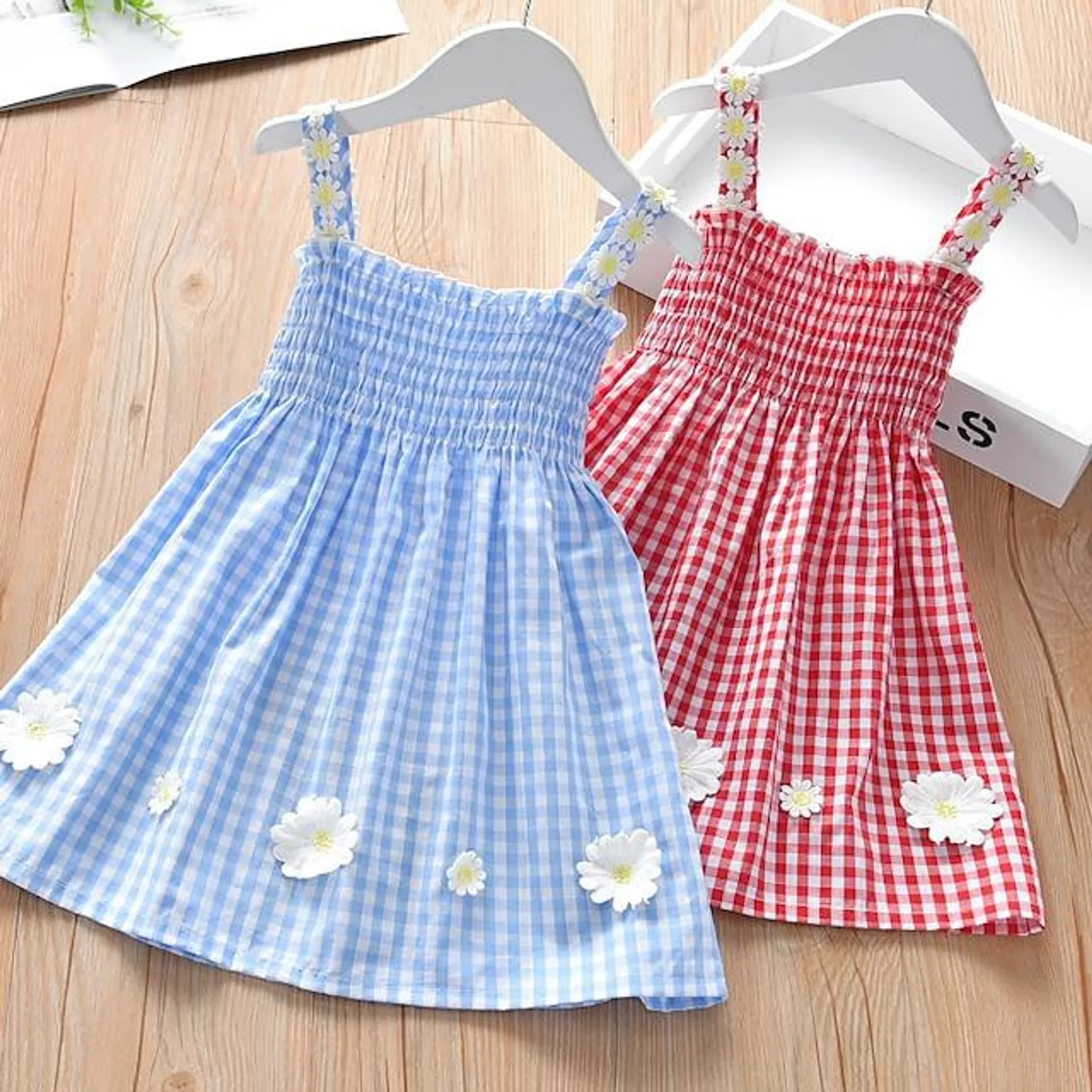 Niños Chica Vestido Plaid Flor Sin Mangas Escuela Exterior Frunce Adorable Dulce Algodón Vestido de verano Verano Primavera 3-6 Y Margarita azul Margarita roja