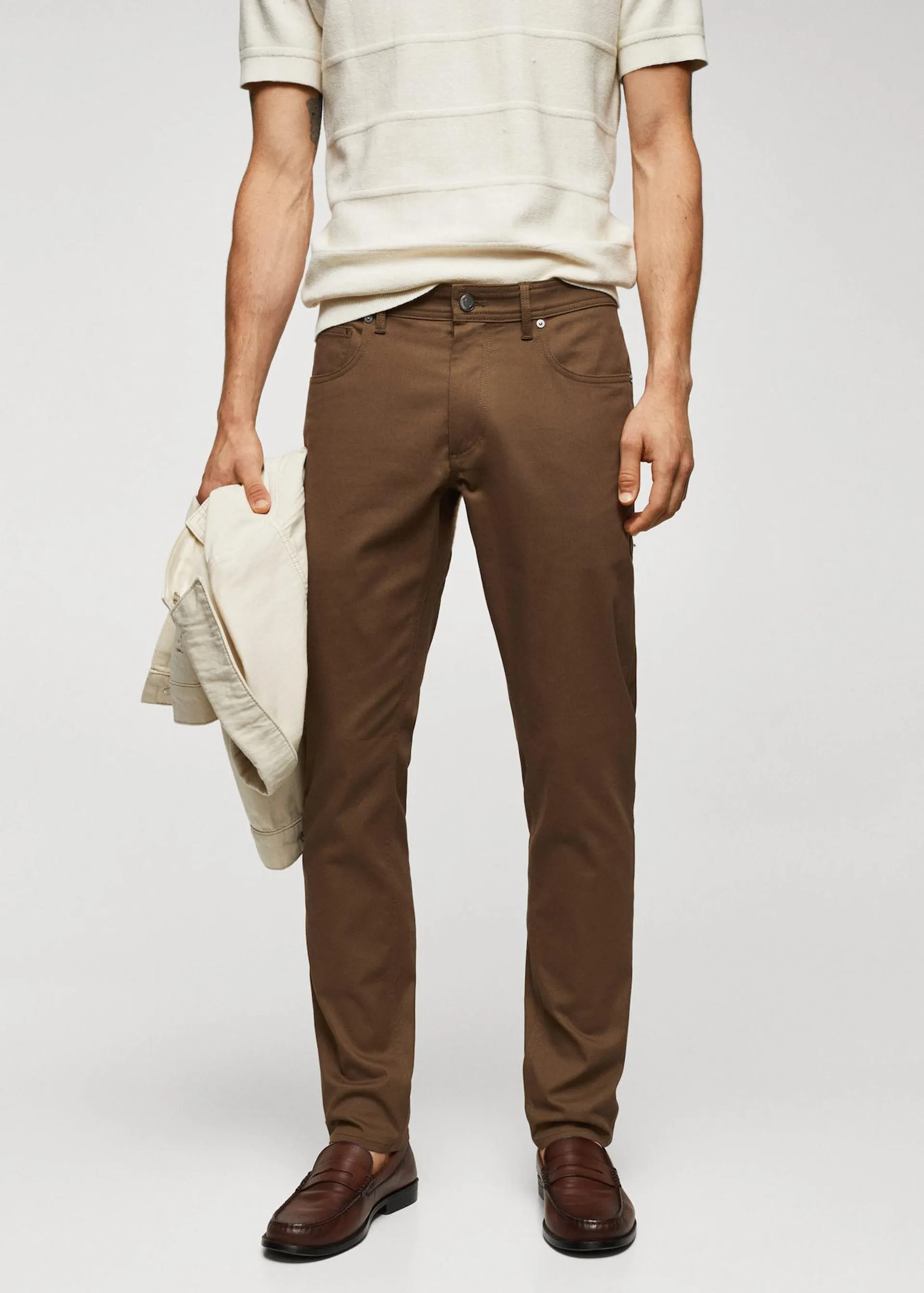 Pantalón slim fit algodón sarga