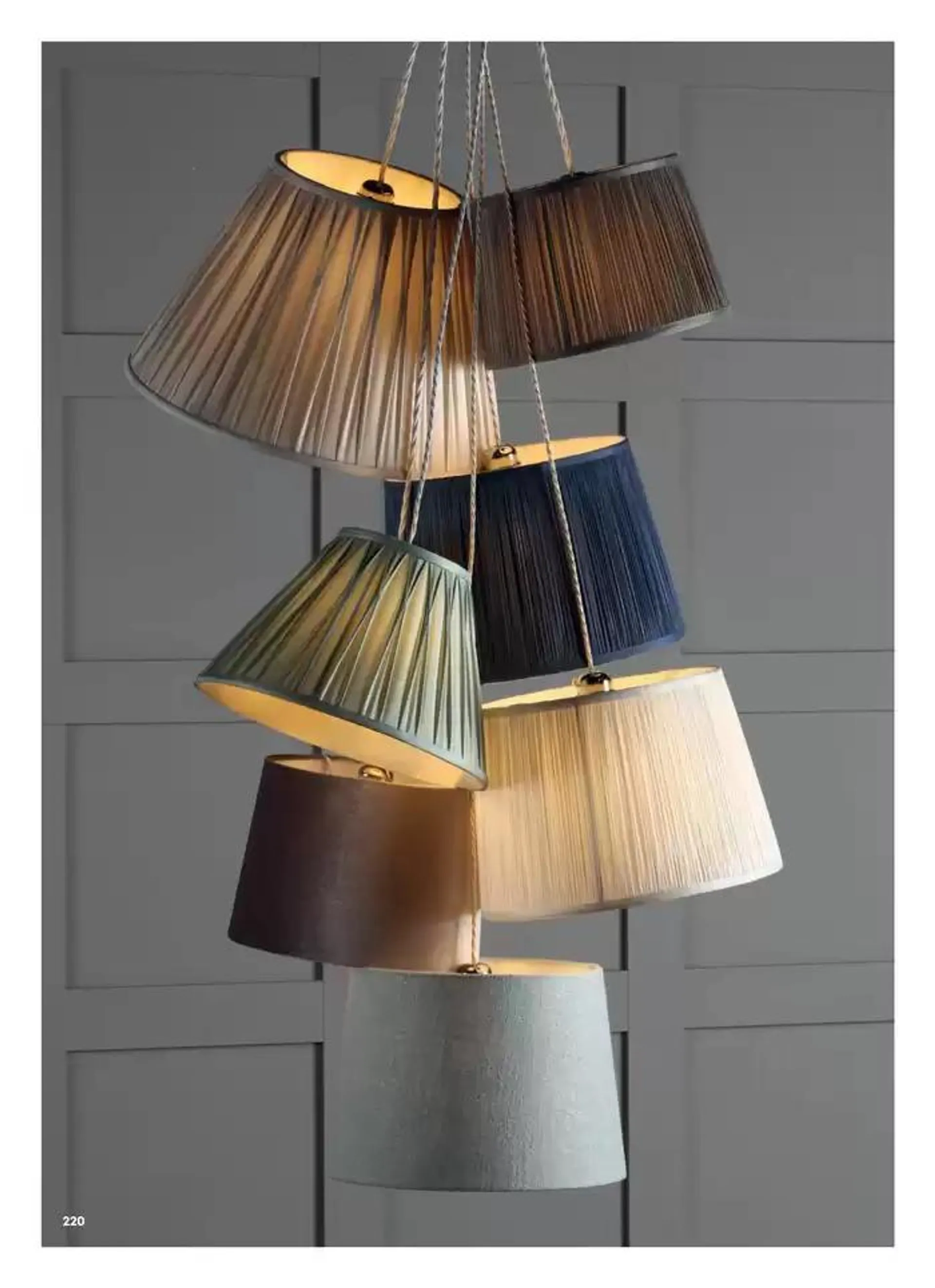 Catálogo de Lighting & Mirror Collection 12 de marzo al 31 de agosto 2025 - Página 222