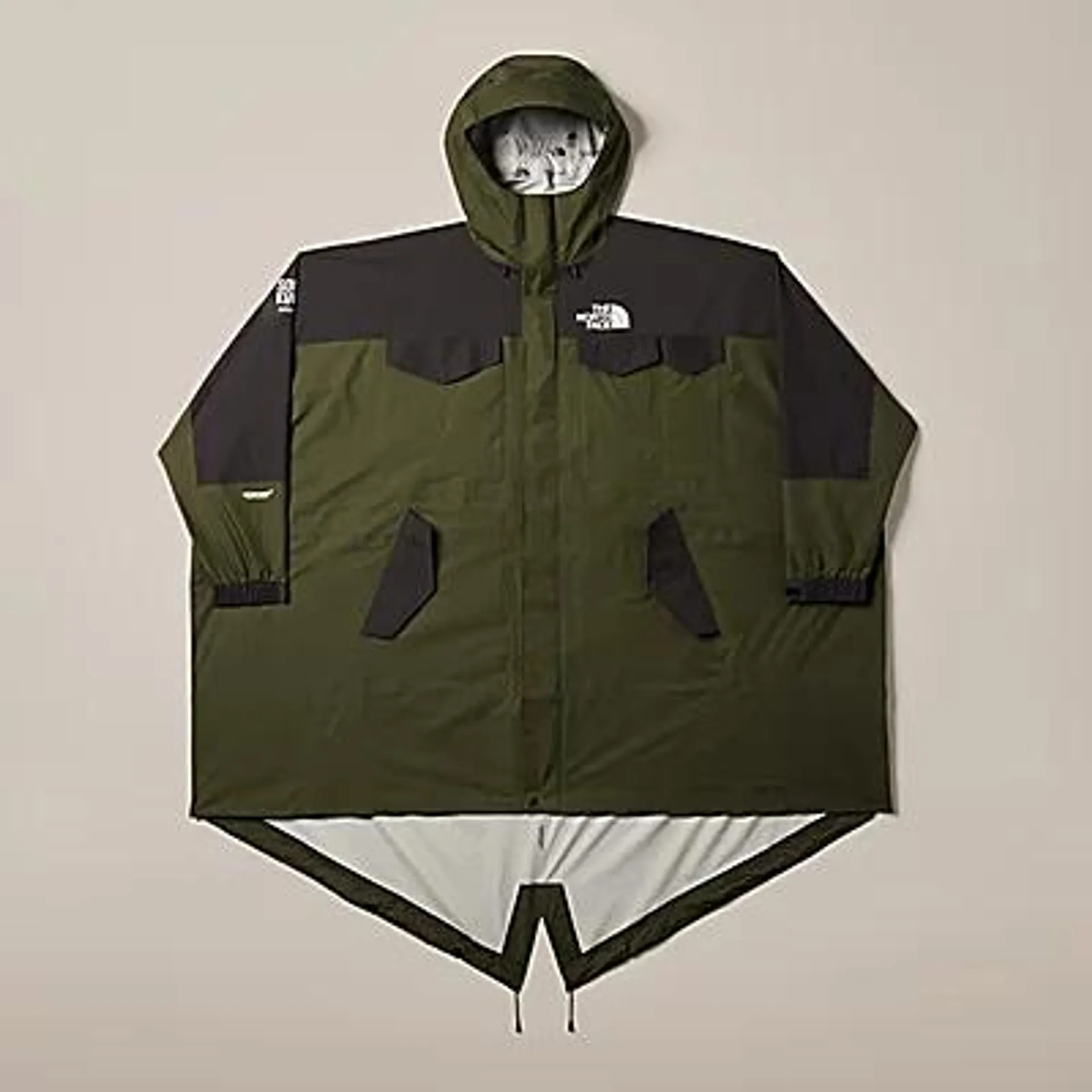 Parka shell plegable de senderismo con bajo trasero más largo The North Face X UNDERCOVER SOUKUU