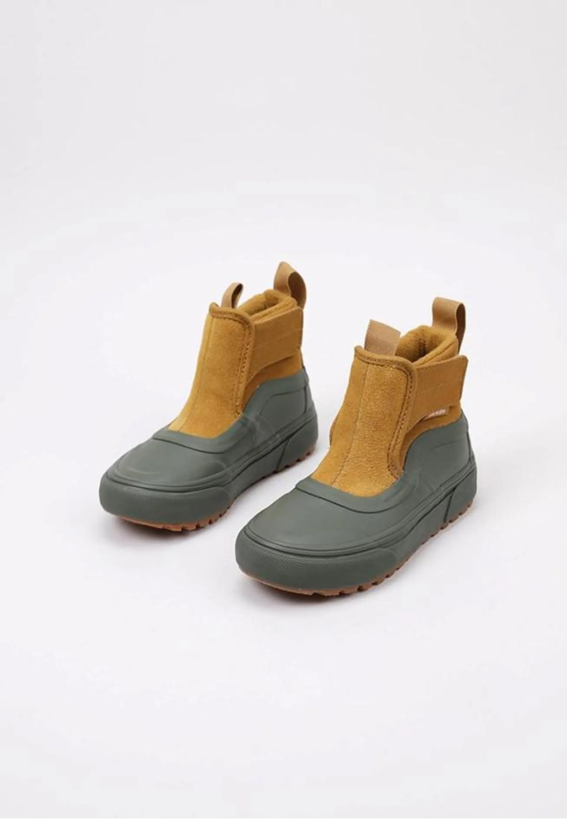 UY Slip-On Hi Terrain V MTE-1