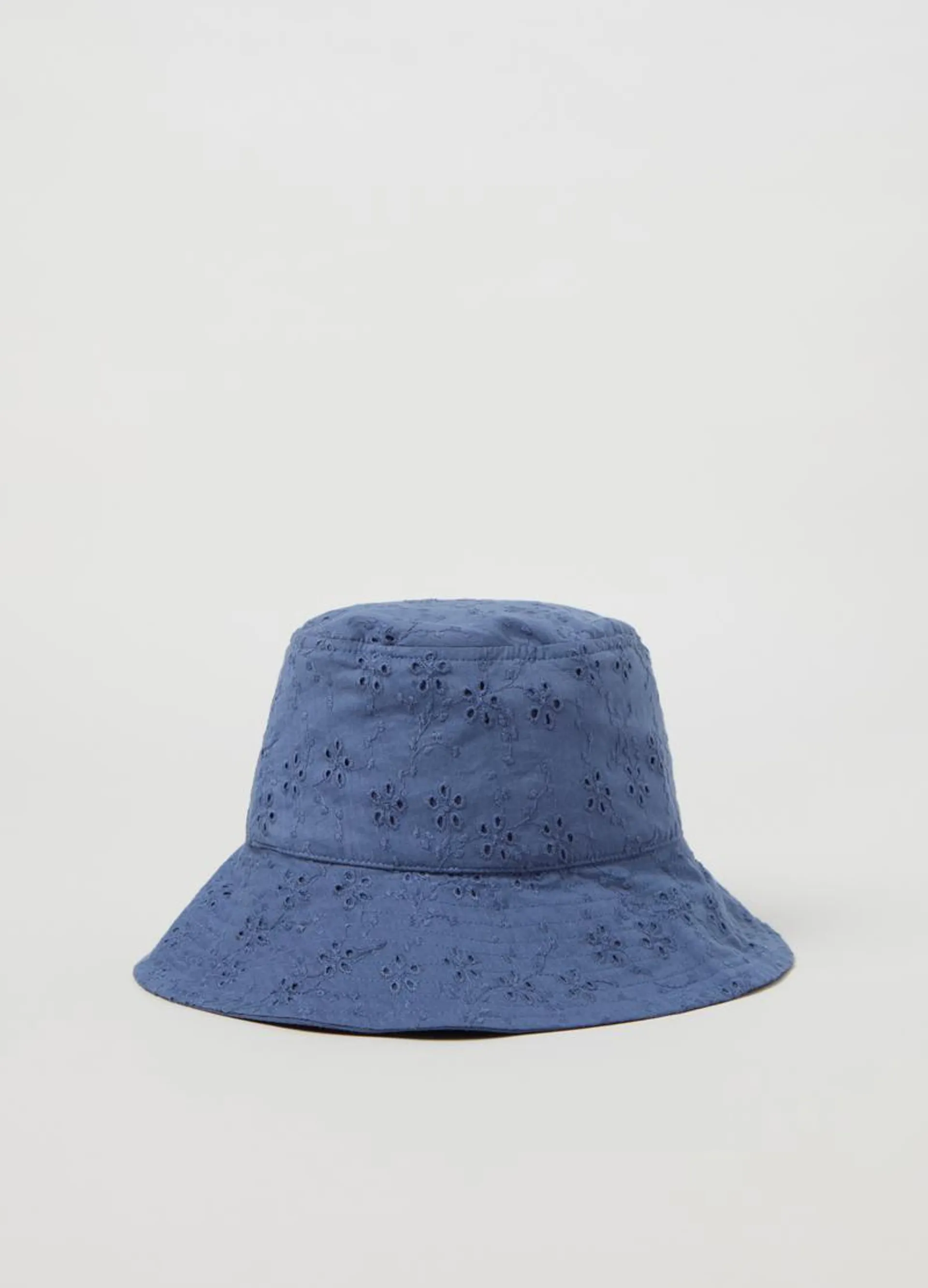 Sombrero cloche de encaje de bordado inglés