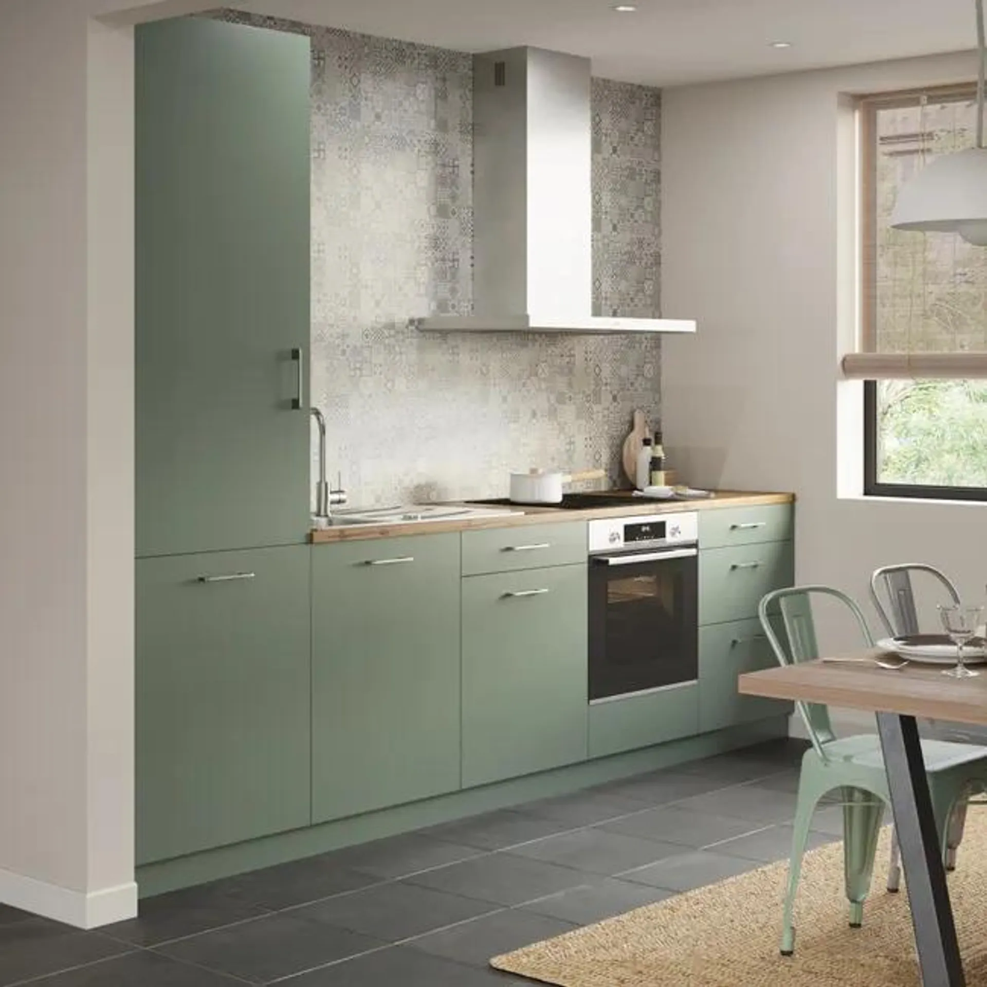 Cocina en kit Viena verde 300 cm con 1 columna + 4 módulos bajos