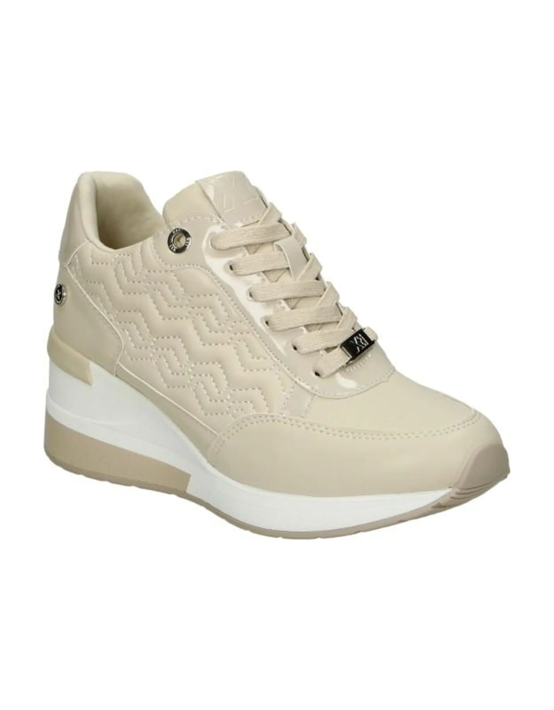 Zapatillas sneaker de mujer XTI 140050 color beige