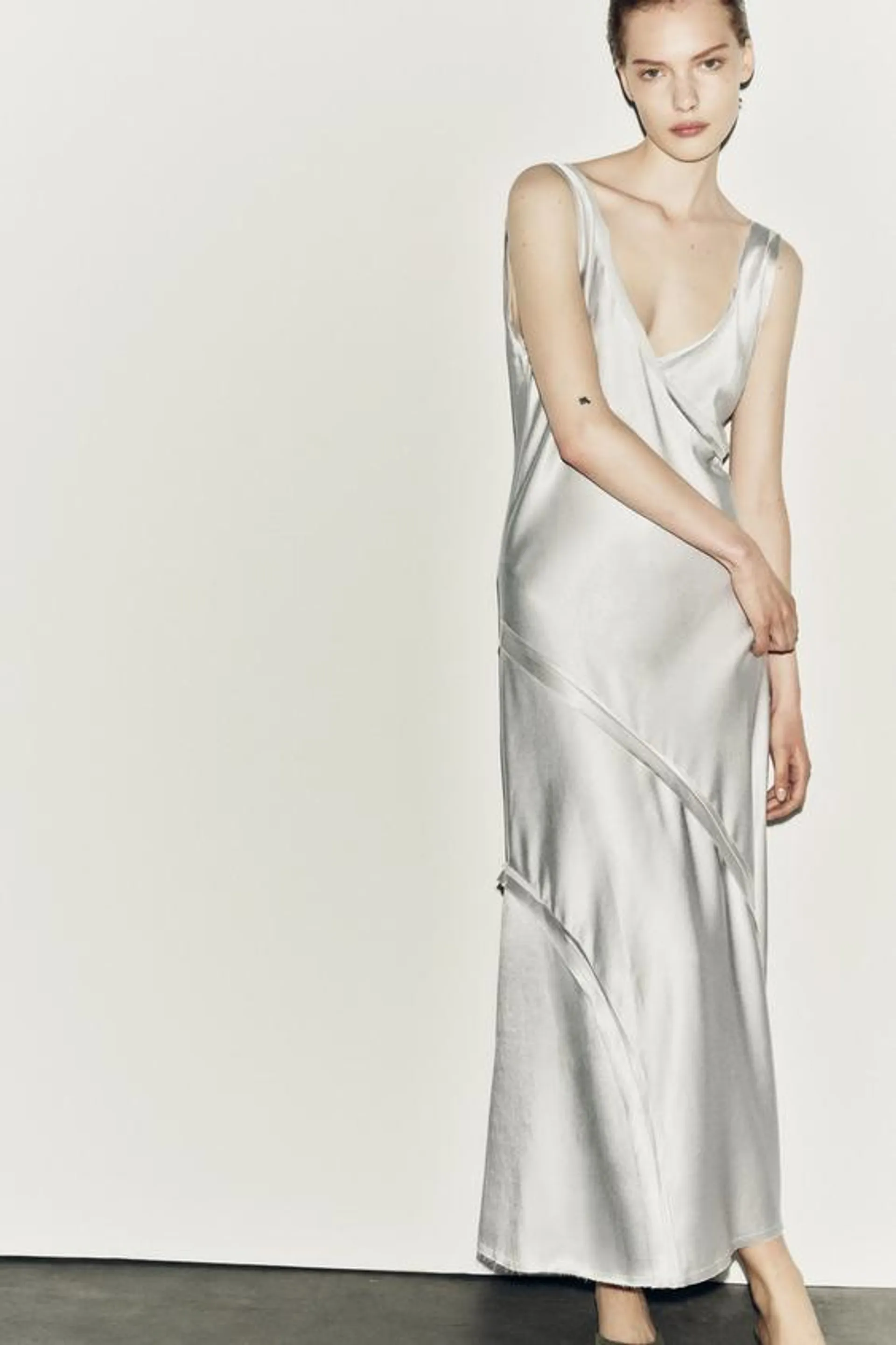 LONG SATIN EFFECT DRESS