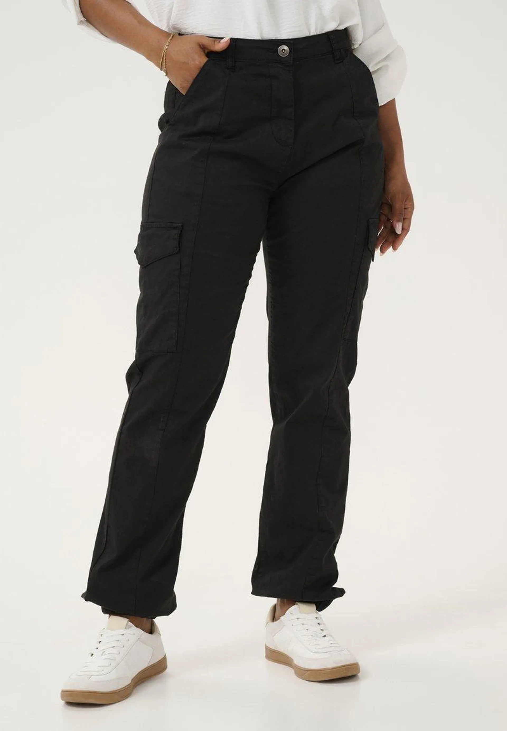 MIKA - Pantalones cargo - pitch black