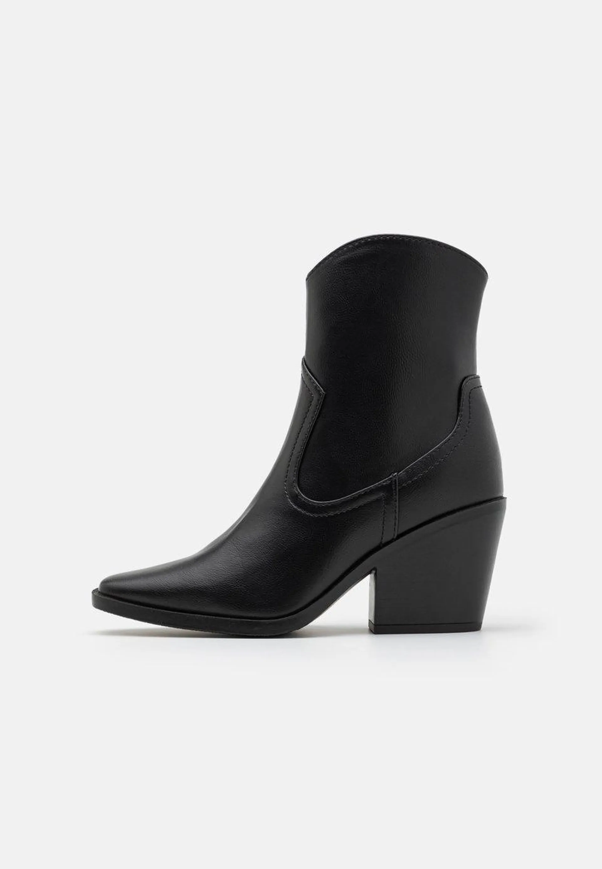 ONLBROOKE HEELED BOOT - Botines - black