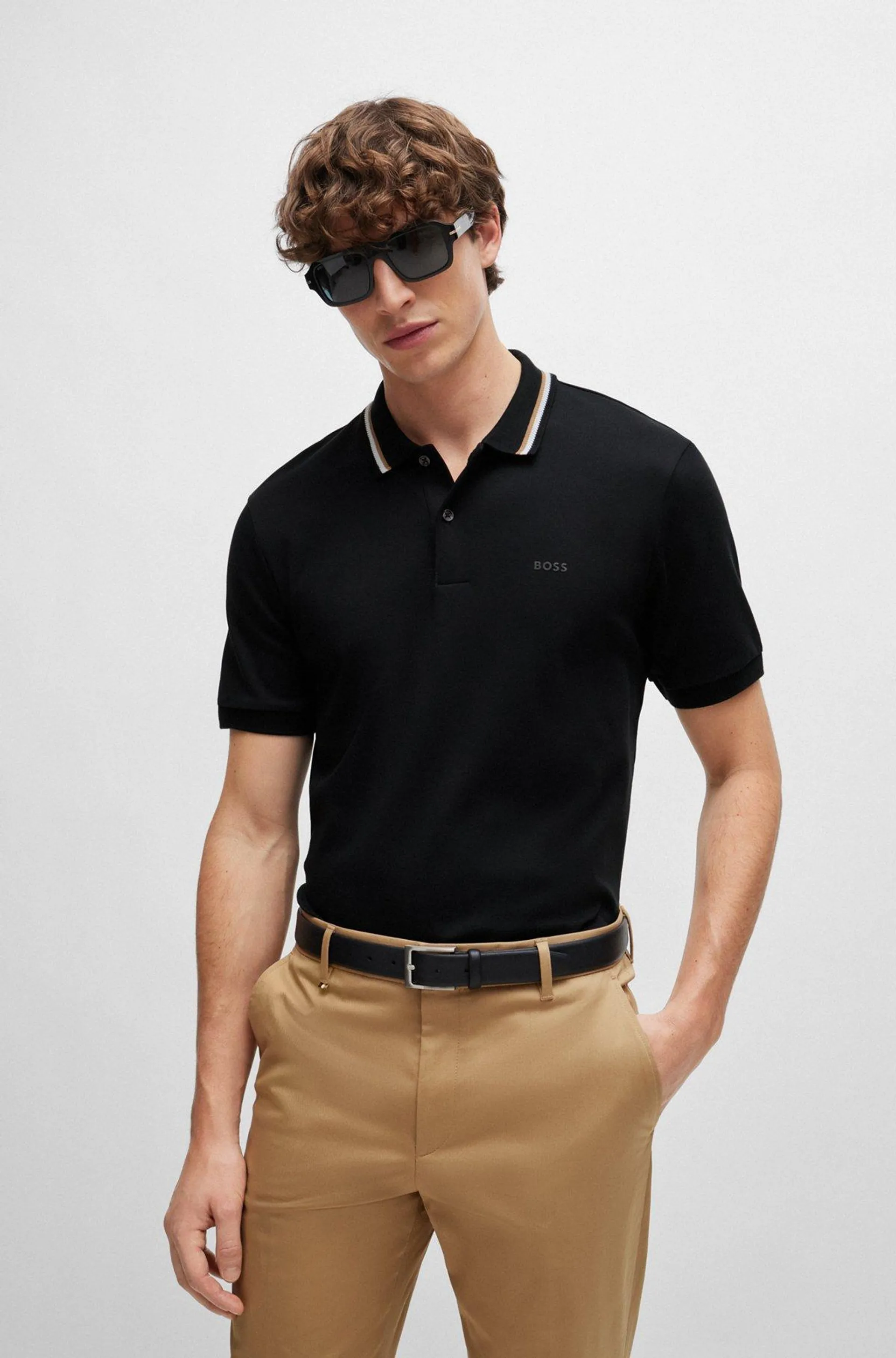 Polo slim fit de algodón con cuello a rayas