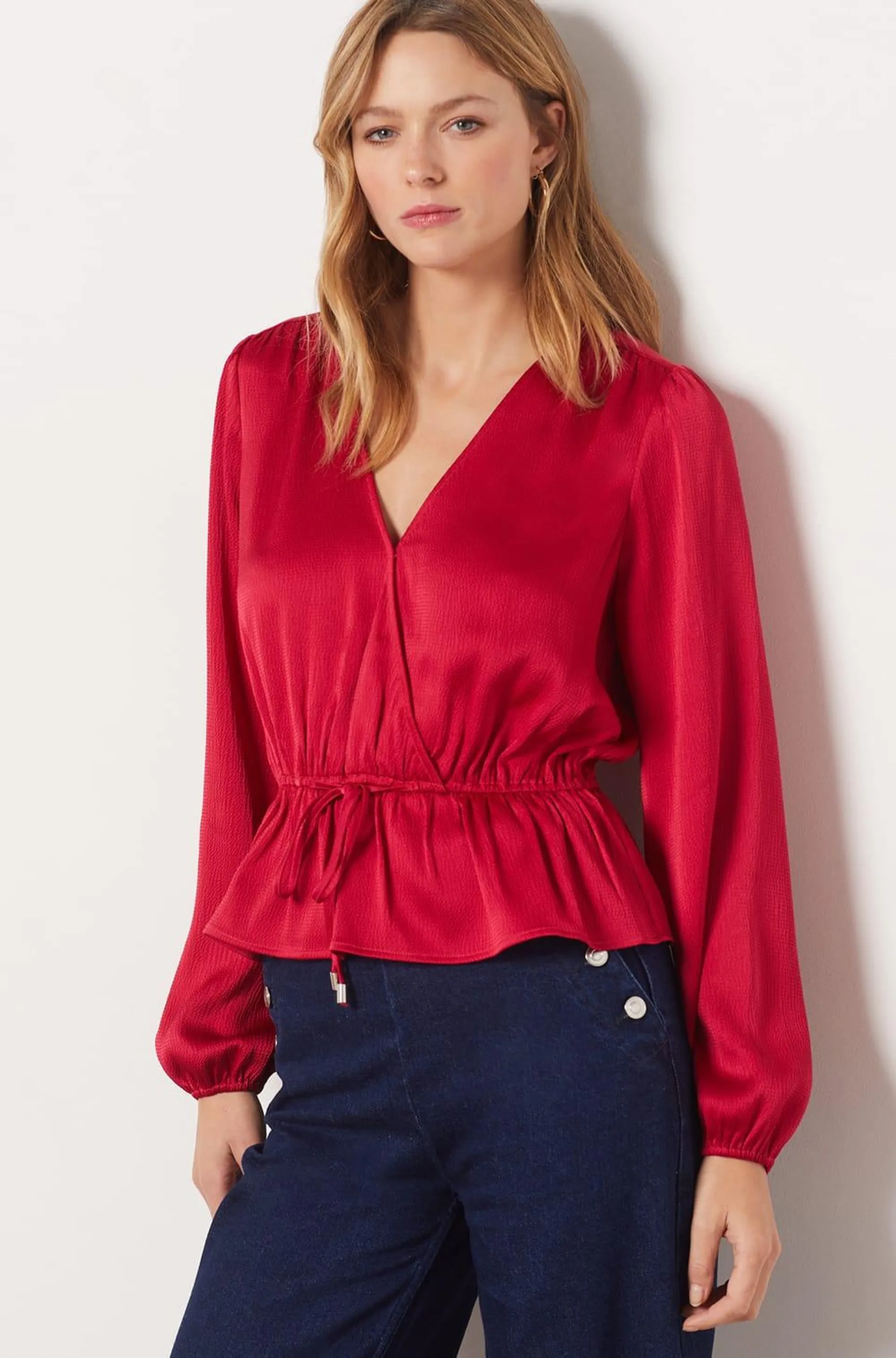 Blusa vaporosa escote en V