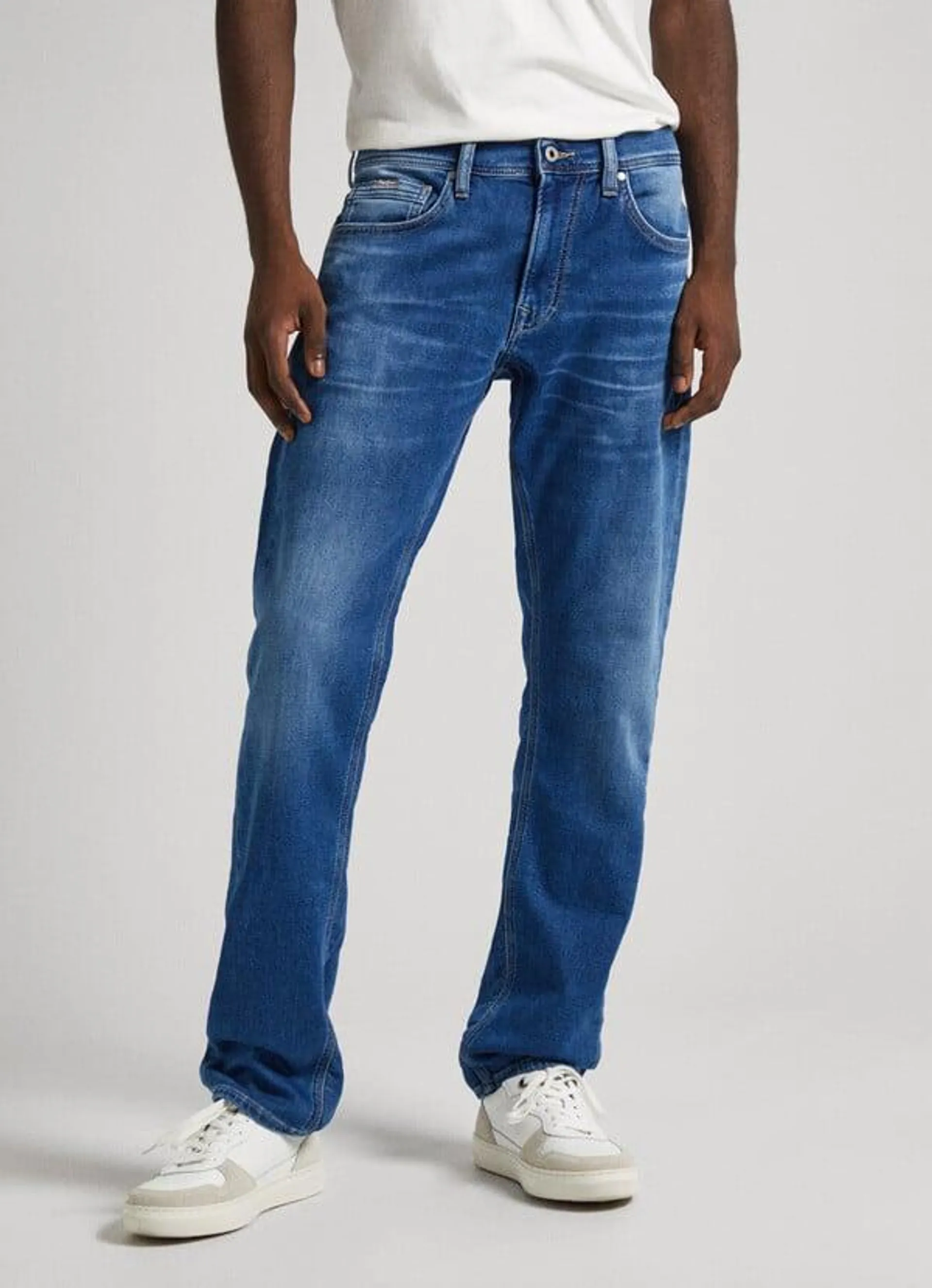 JEANS FIT SLIM Y TIRO REGULAR - TRACK