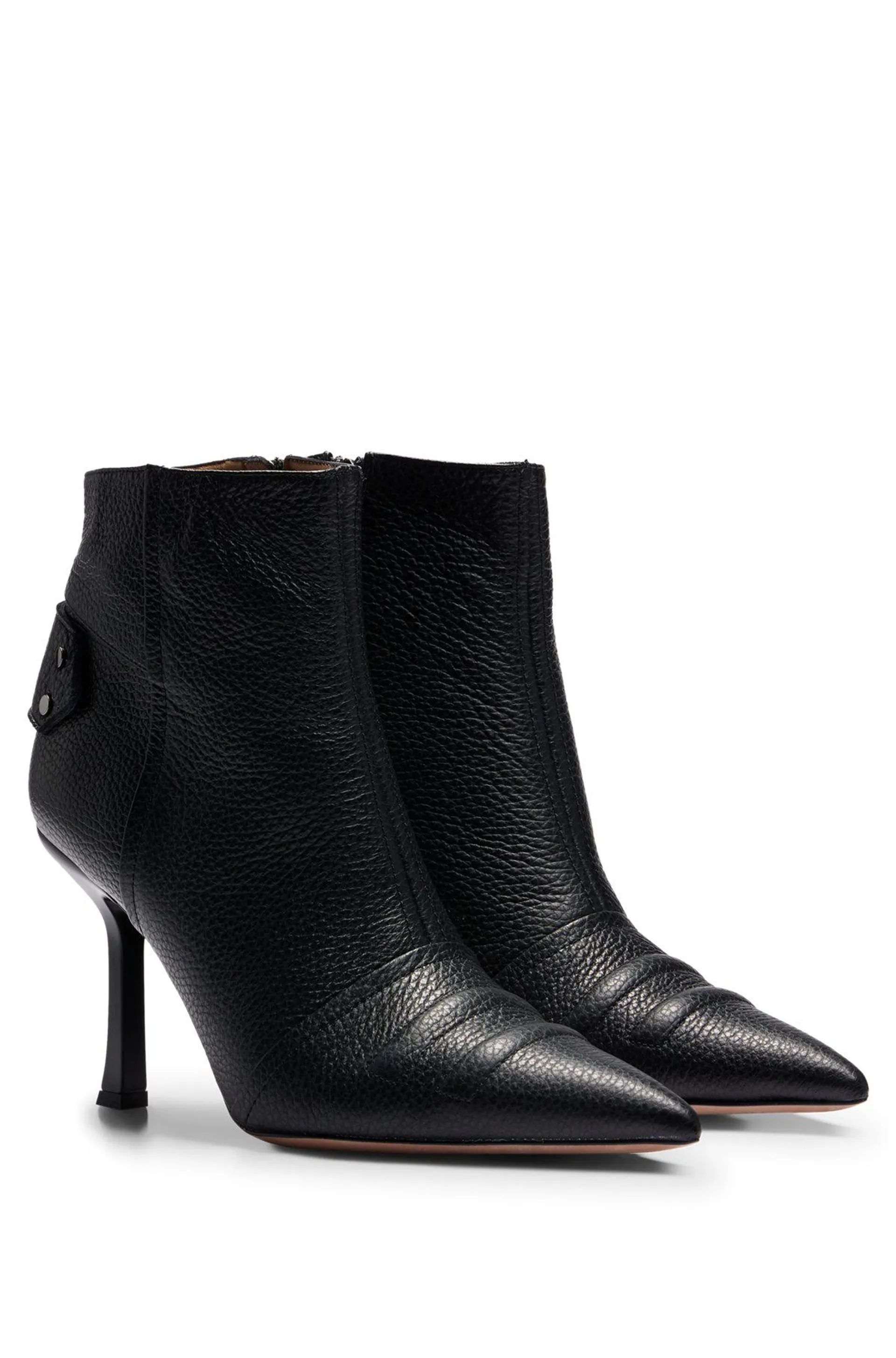 Botines de piel abatanada con tacones de 9 cm y borde de metal