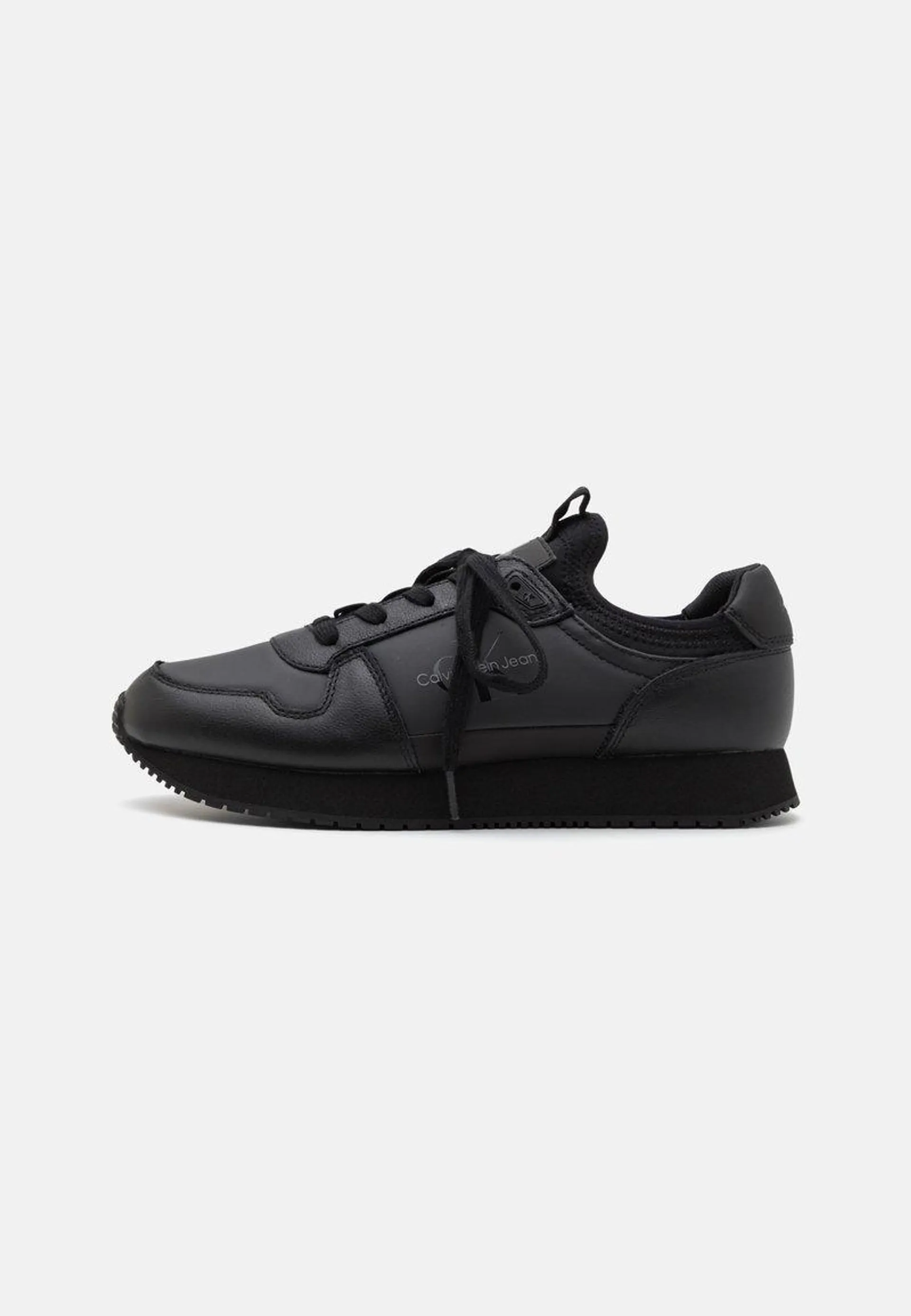 RETRO RUNNER - Zapatillas - triple black